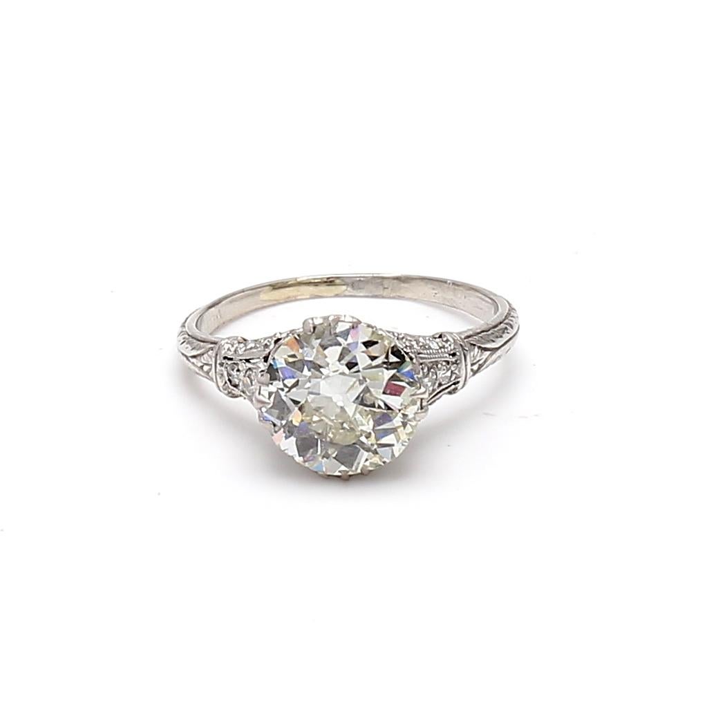 Bague Art déco en platine avec diamants de 2,11 carats de taille européenne ancienne K I1 en vente 4