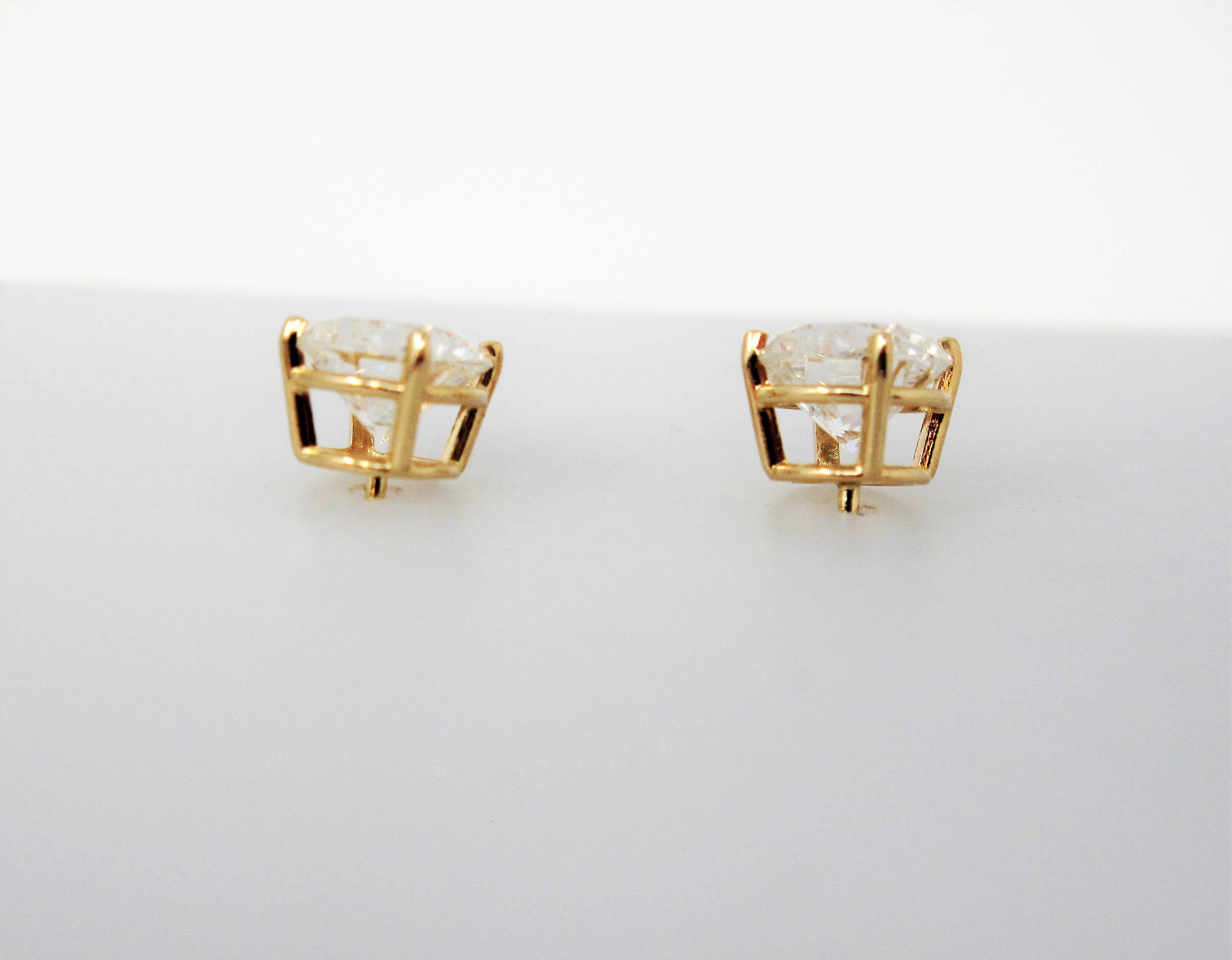 2.11 Carats Round Solitaire Natural Diamond Stud Earrings in Yellow Gold For Sale 3