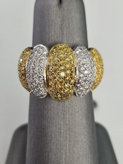 2.11 ct Canary and White Diamond Vertical Cluster Ring