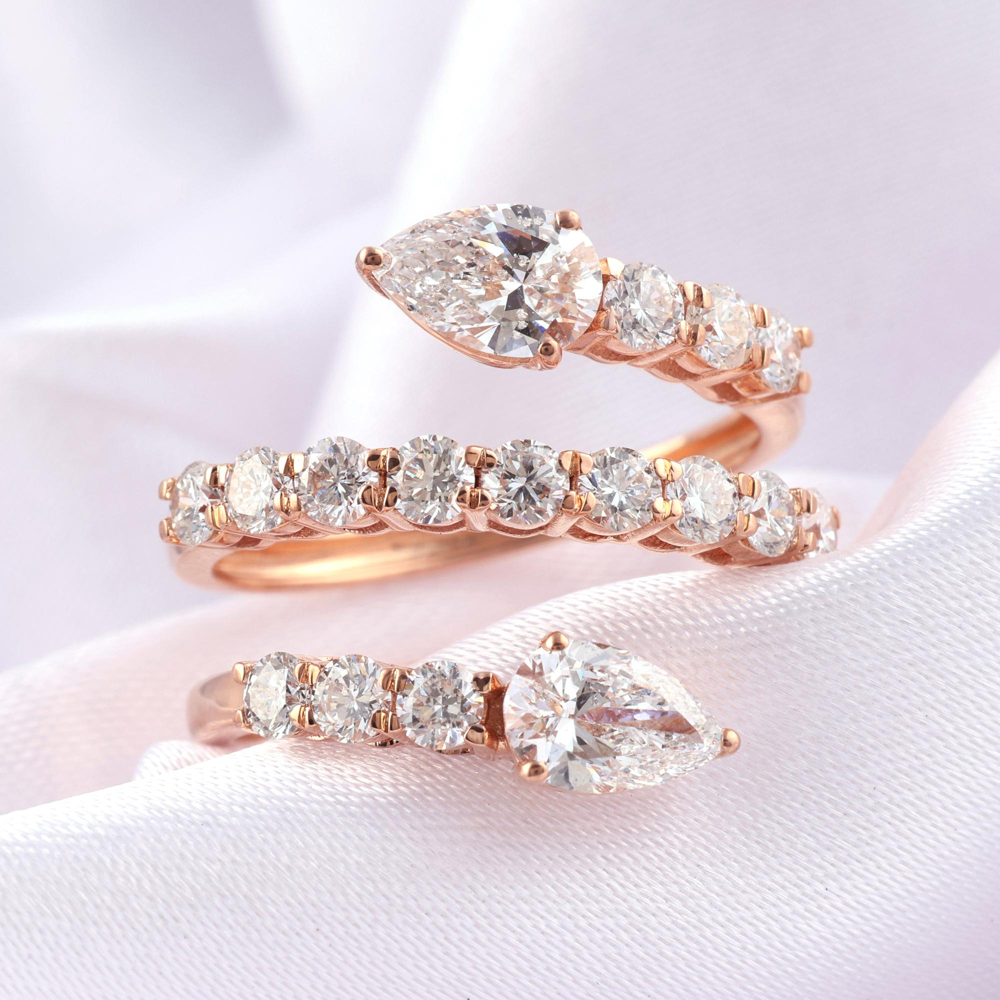 Moderno Anello a spirale con pera e diamante tondo SI/H da 2,11 carati in oro rosa 18 carati Gioielli di pregio in vendita