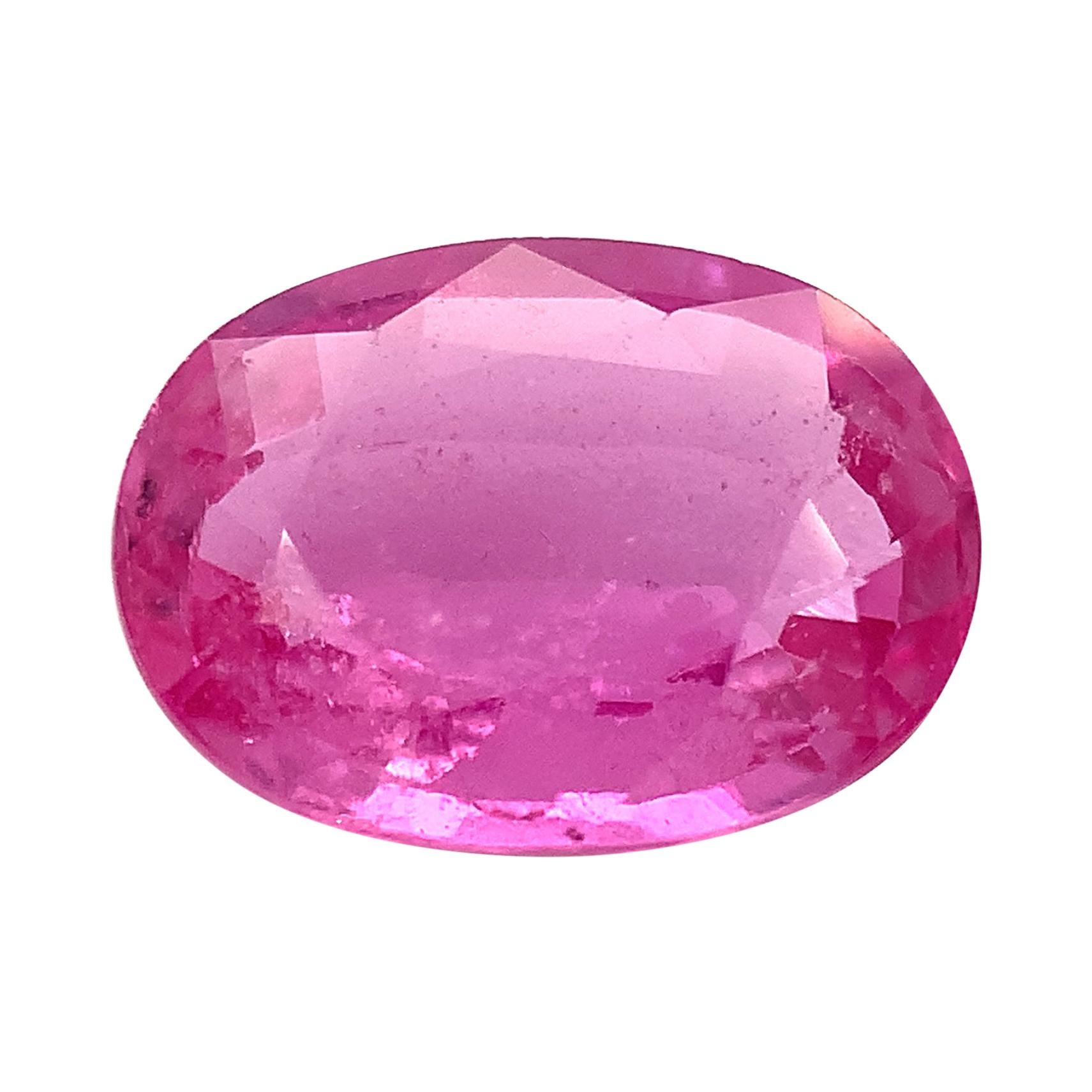 Saphir rose ovale non serti de 2,11 carats, certifié GIA  