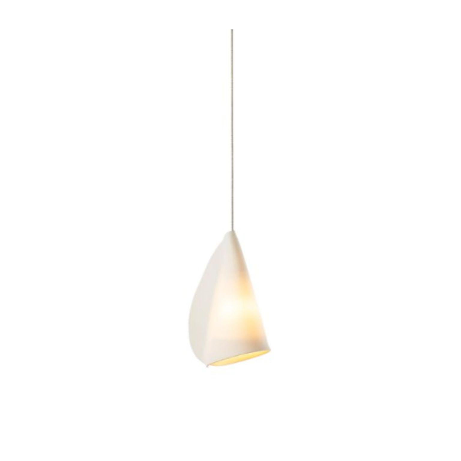 21.1 pendant by Bocci
Dimensions: D11.6 x H300 cm
Materials: brushed nickel, round canopy.
Weight: 0.5 kg
Also Available in different dimensions.

All our lamps can be wired according to each country. If sold to the USA it will be wired for