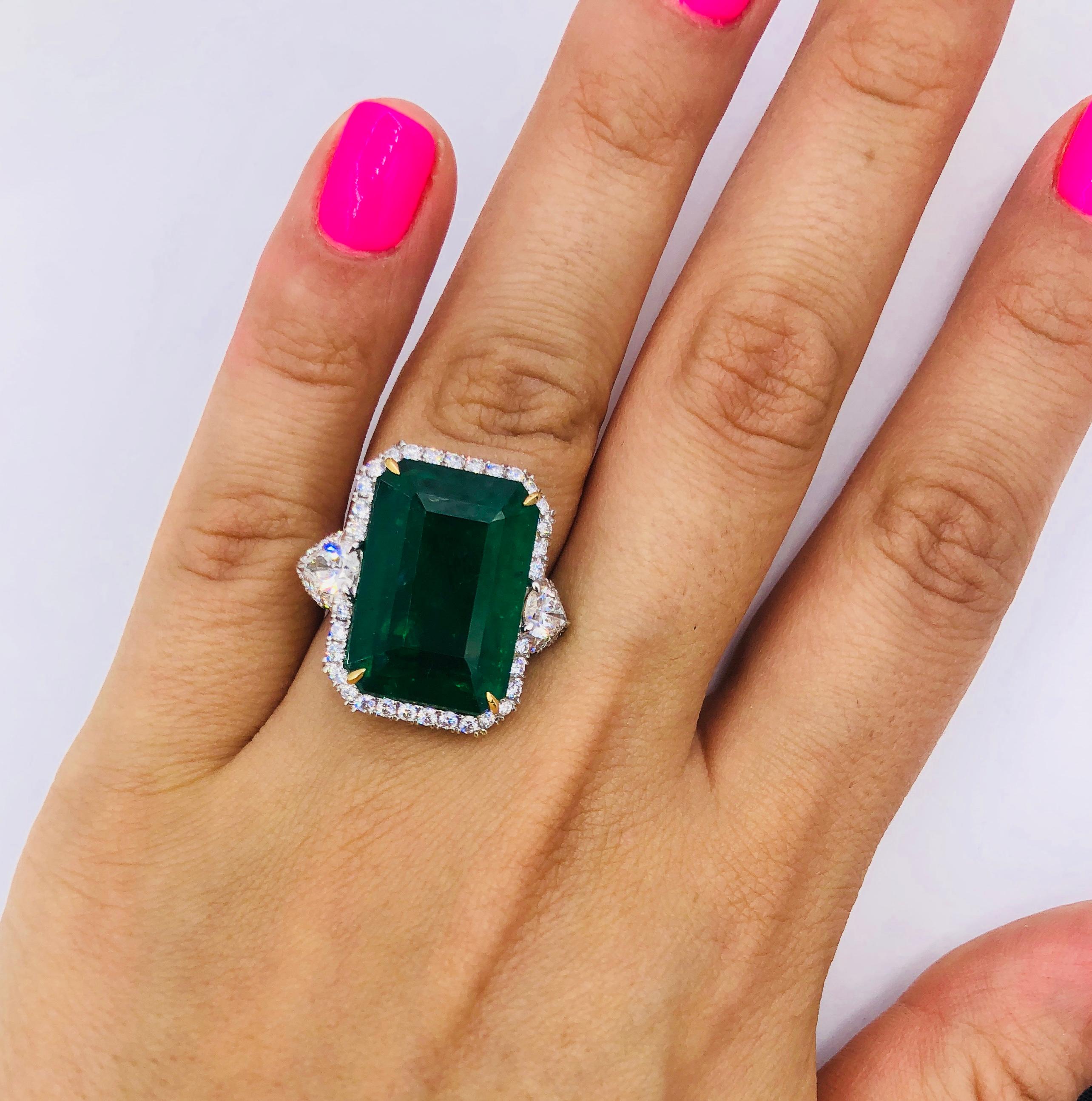 Emerald Cut 21.10 Carat Green Natural Emerald and Diamond Ring For Sale