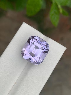21.10 Carat Natural Loose Purple Pink Kunzite Cushion Cut Gemstone (pierre précieuse taillée en coussin)