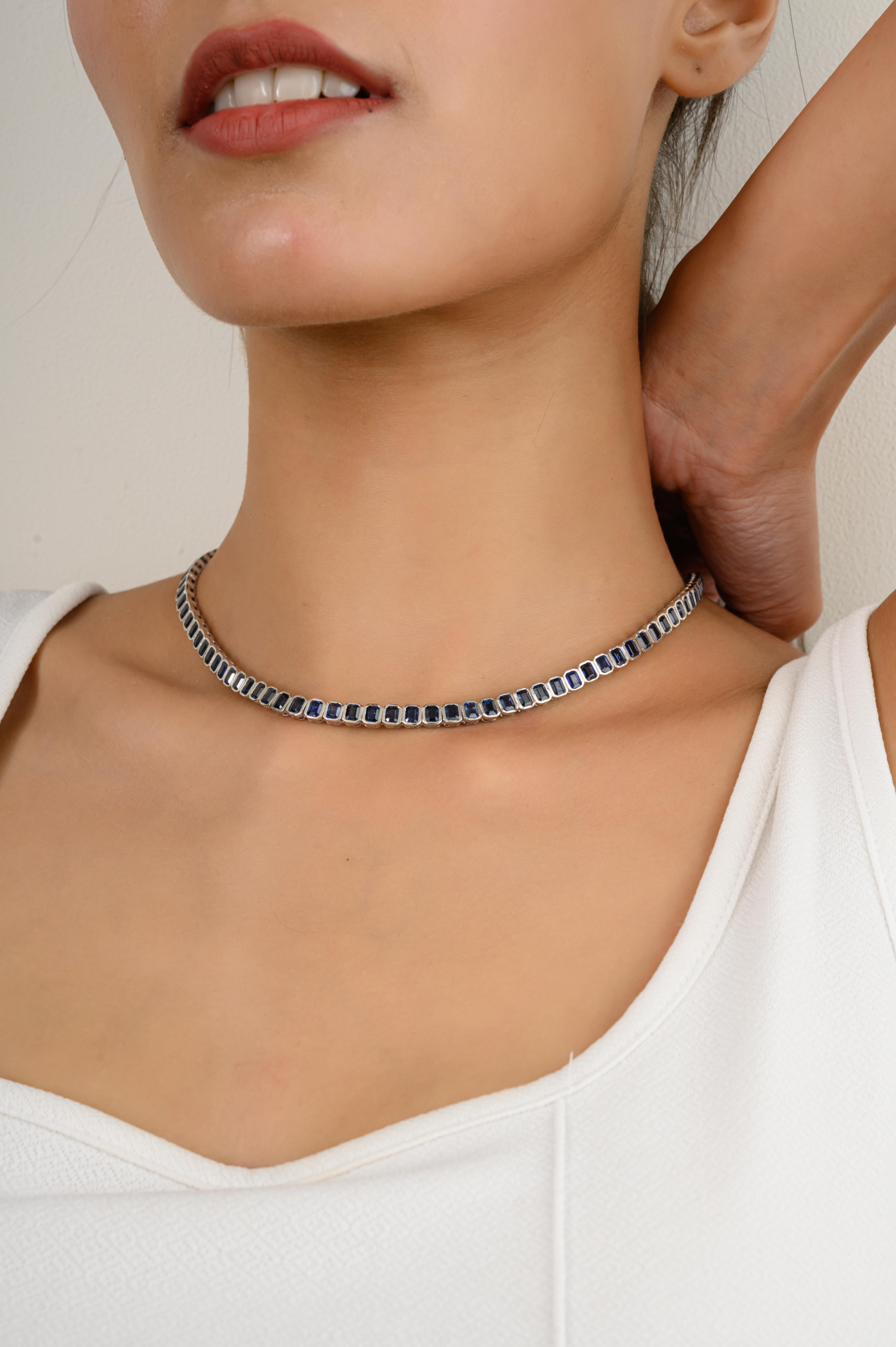 21.16 Karat tiefblauer Saphir Choker-Halskette für Damen aus 18 Karat massivem Weißgold mit Saphir (Achteckschliff) im Angebot