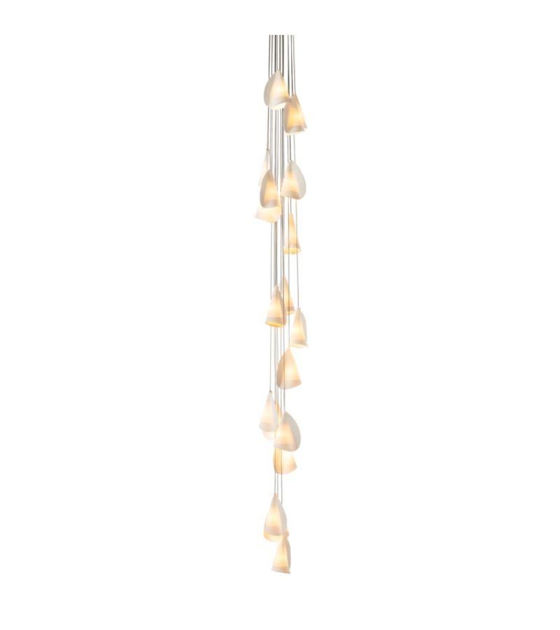 21.19 cluster porcelain chandelier lamp by Bocci
Dimensions: Diameter 50.1 x Height 300 cm 
Materials: Porcelain, borosilicate glass, braided metal coaxial cable, electrical components, brushed nickel canopy. 
Lamping: 1.5w LED or 20w xenon.