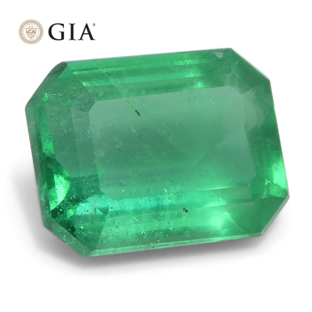 2.11ct Octagonal/Emerald Cut Green Emerald GIA Certified Zambia (F1) Unisexe en vente