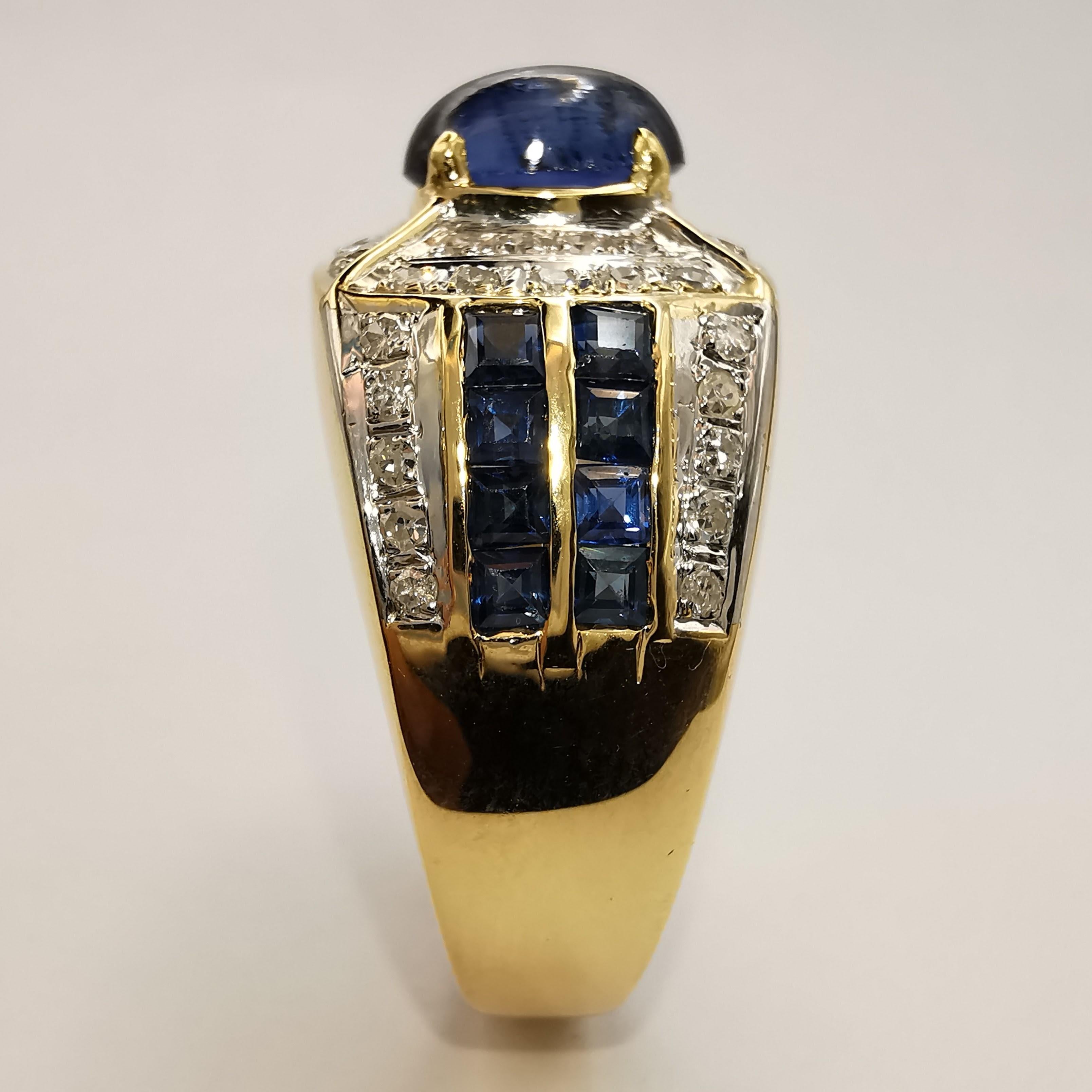 2.11ct Oval Cabochon Royal Blue Sapphire Diamond Art Deco Men's Ring in 14k Gold In New Condition In Wan Chai District, HK