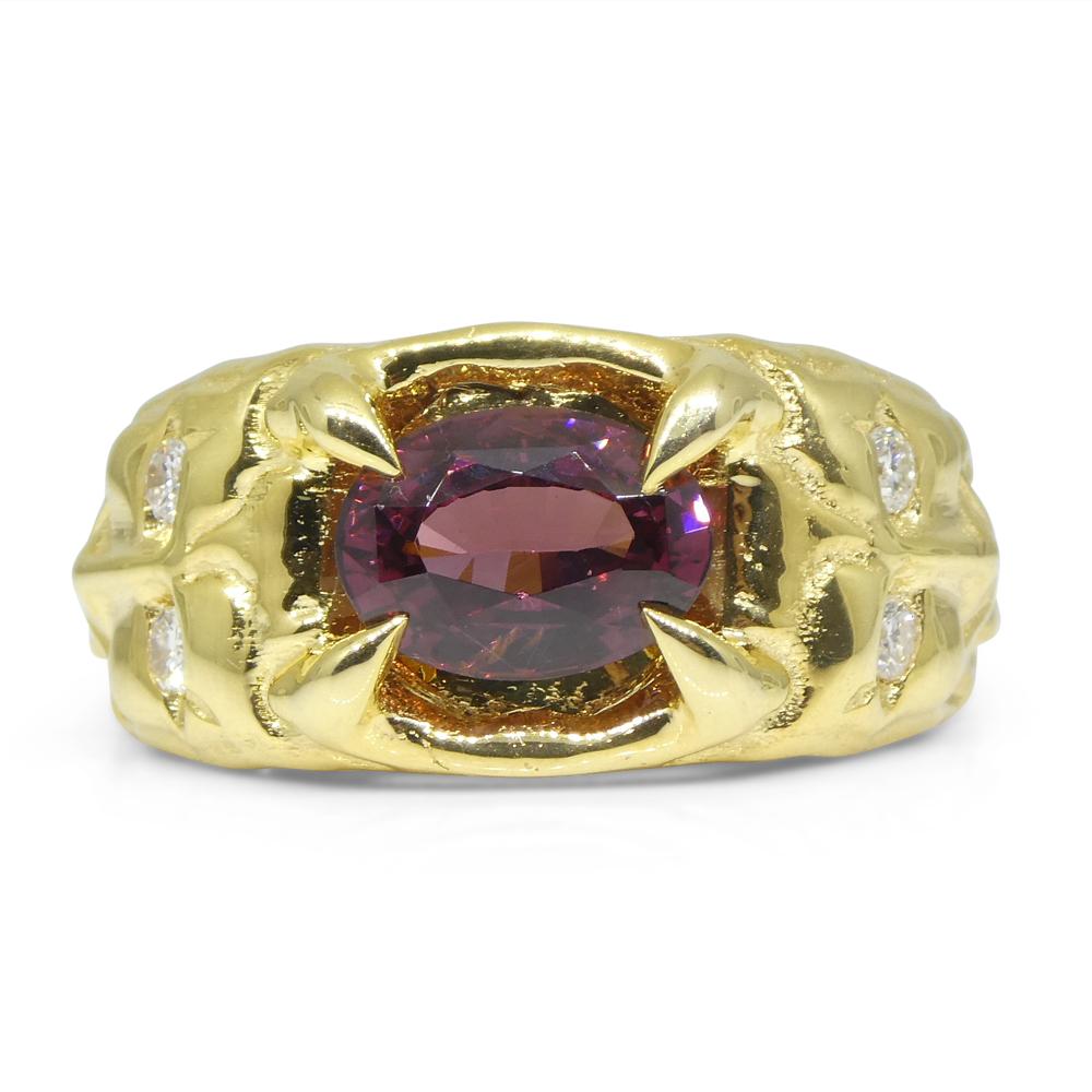 2.11ct Pink Spinel, Diamond Devil Mask Ring set in 14k Yellow Gold In New Condition For Sale In Toronto, Ontario