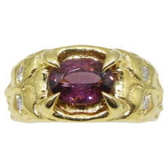 Bague masque diable en or jaune 14 carats avec spinelle rose de 2,11 carats et diamants