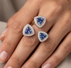 2.11ct Sapphire 0.4ct Diamond Three Stone Cocktail Ring 18 Karat Yellow Gold