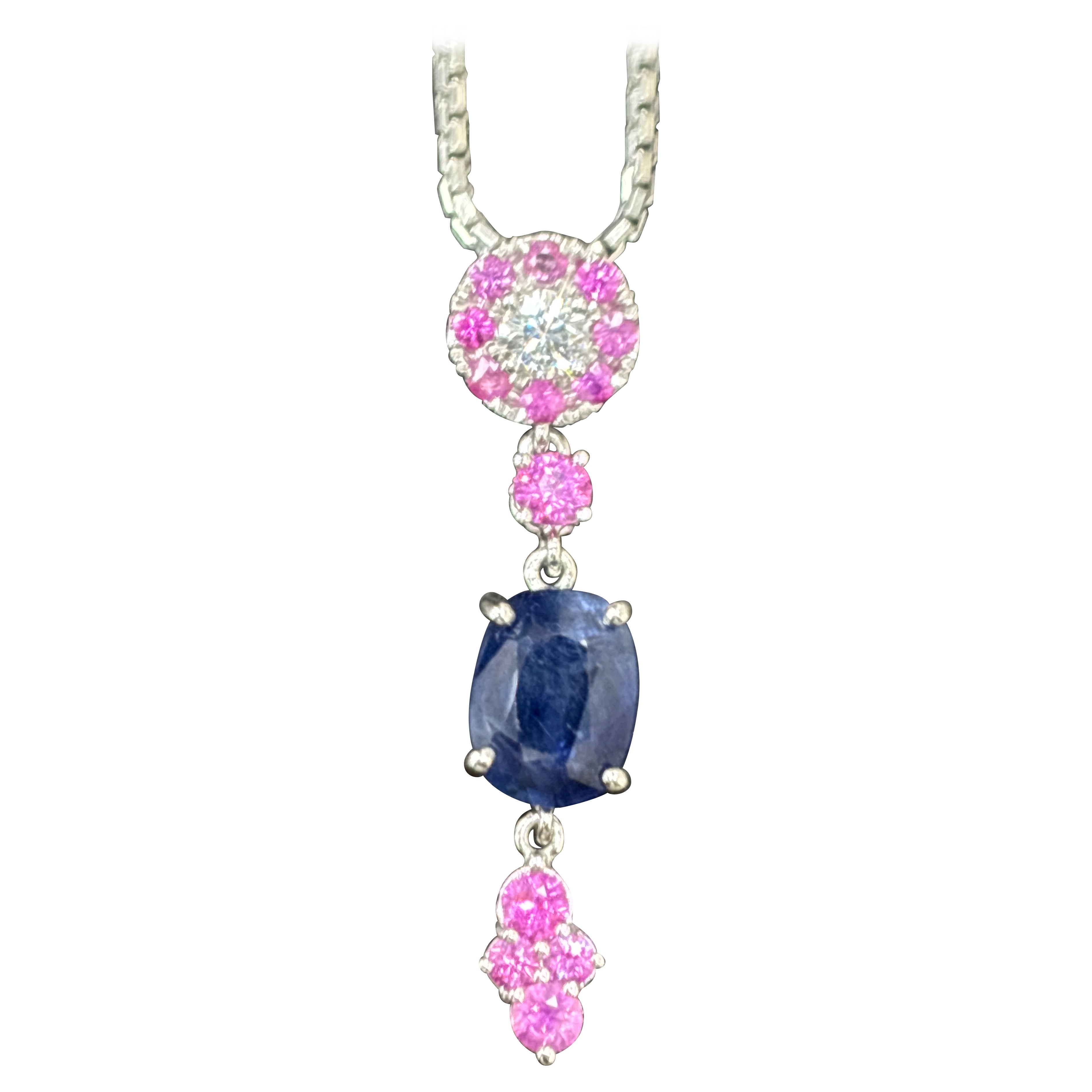 2.12 Quilates Zafiro Azul de Birmania Sin Calor Collar Colgante de Diamantes Zafiro Rosa en venta