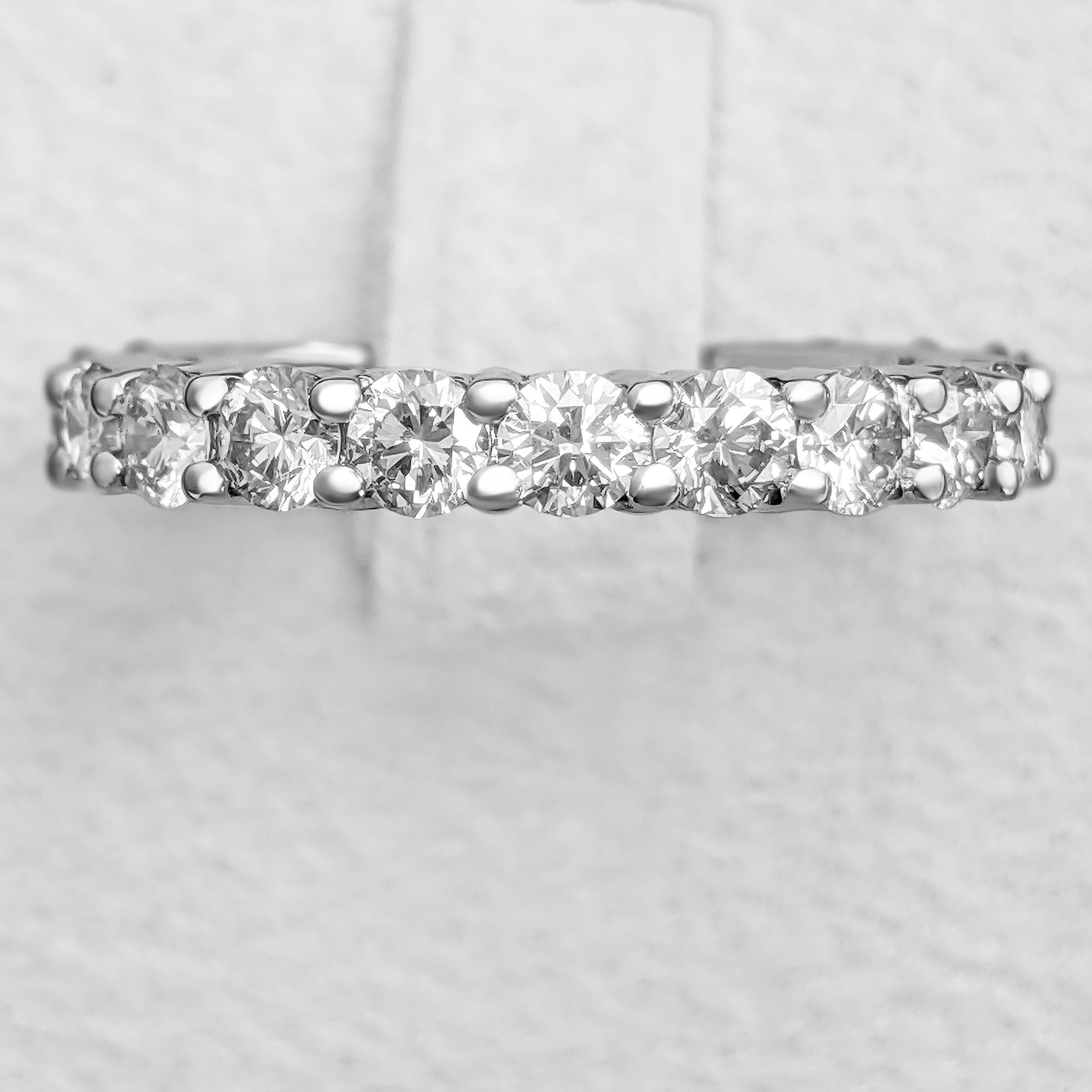$1 NO RESERVE! - 2.12cttw Diamonds Half Eternity, 14 Karat White Gold Ring In New Condition In Ramat Gan, IL