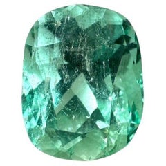 Émeraude colombienne verte propre de 2,12 carats, taille coussin allongée Jyotish