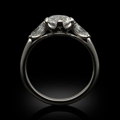 2.12 Carat Marquise Statement Brilliant White / D color FL/IF  Bague en or avec diamant