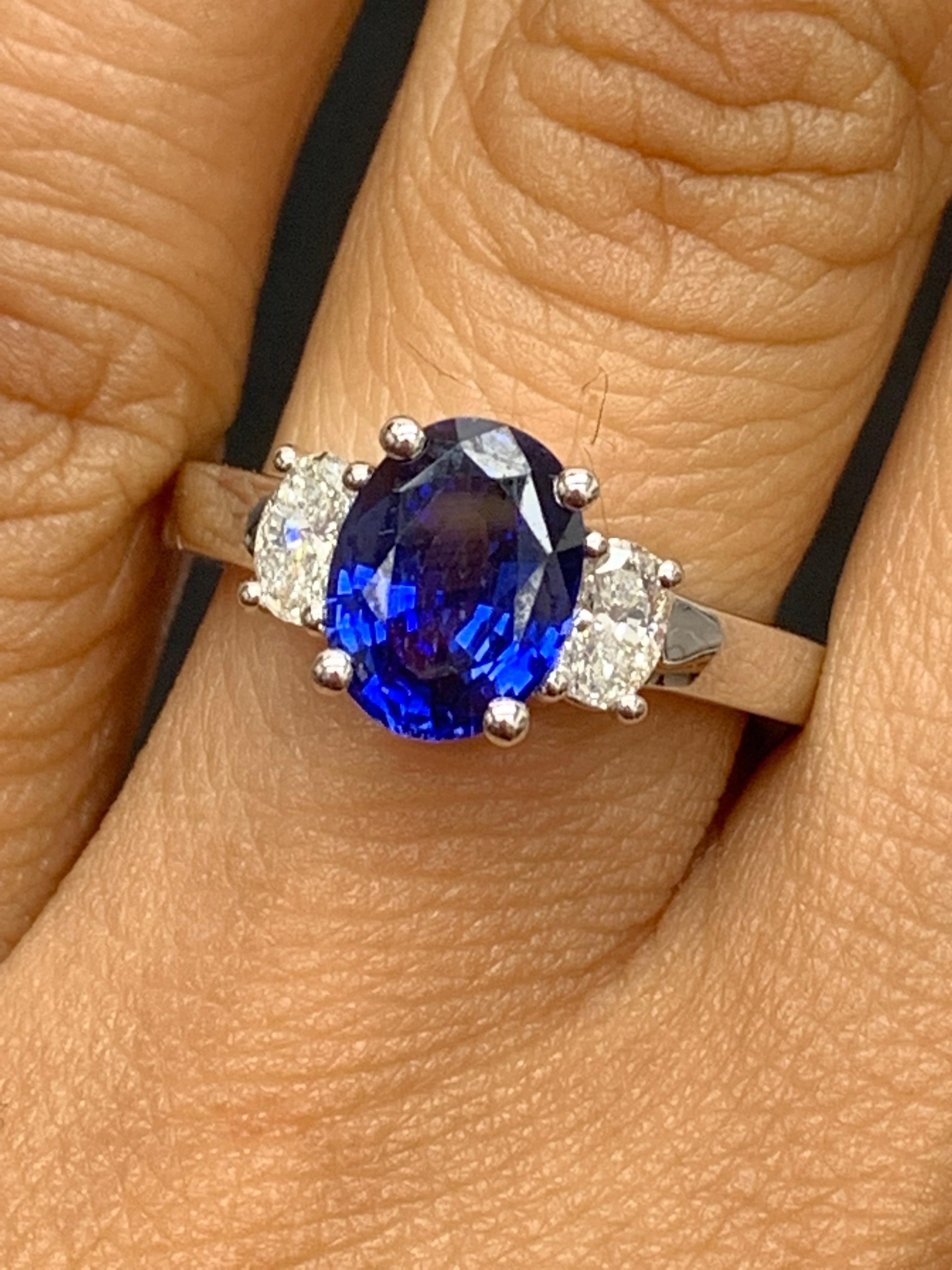 Modern 2.12 Carat Oval Cut Sapphire & Diamond 3 Stone Engagement Ring in 18k White Gold For Sale