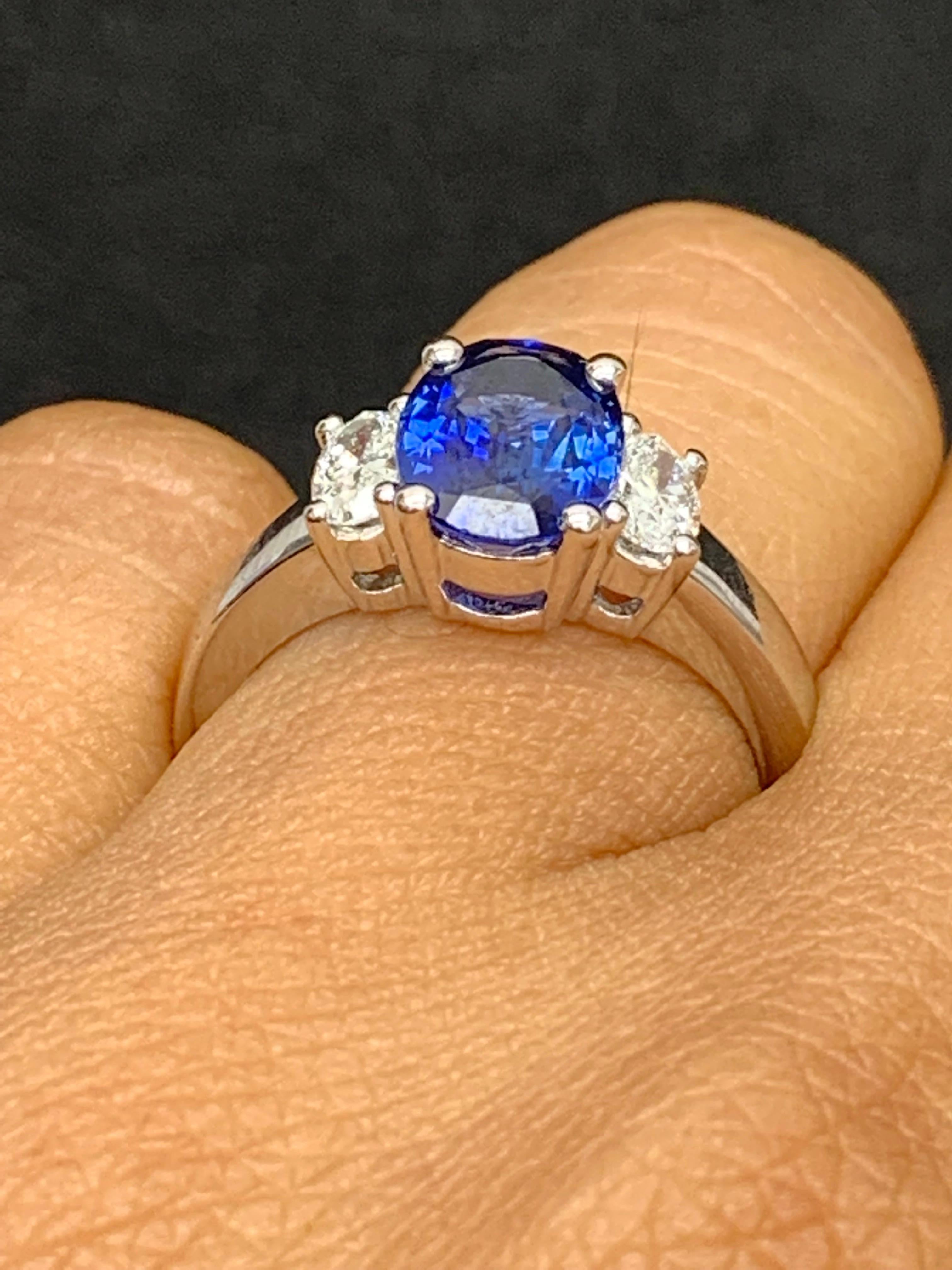 2.12 Carat Oval Cut Sapphire & Diamond 3 Stone Engagement Ring in 18k White Gold In New Condition For Sale In NEW YORK, NY