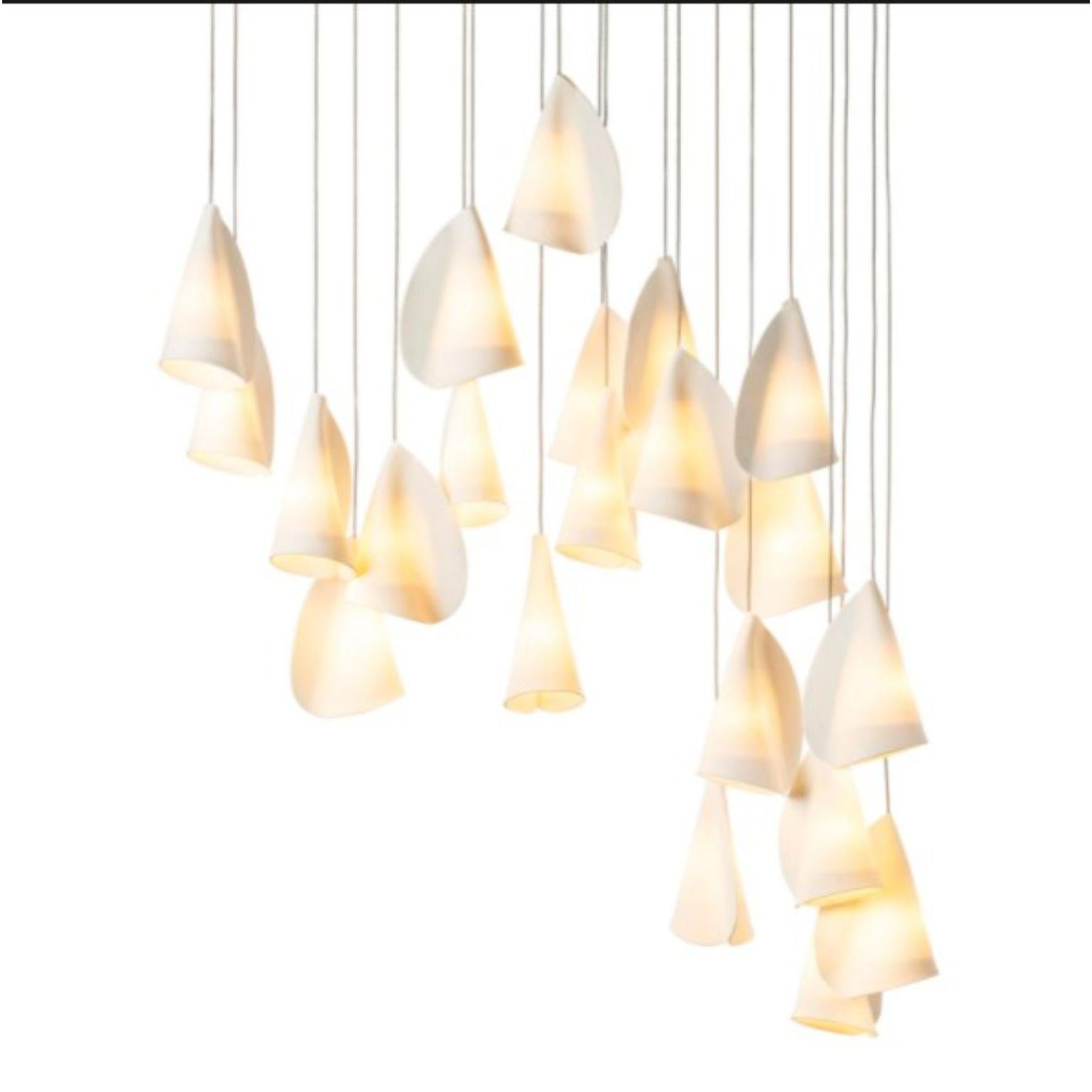 21.21 Pendant by Bocci
Dimensions: D85 x W28.4 x H300 cm
Materials: white powder, coated square canopy
Weight:18.6 kg
Also Available in different dimensions.

All our lamps can be wired according to each country. If sold to the USA it will be