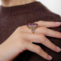 21,23 Karat kissenförmig geschliffener Amethyst-Diamant 18k Gelbgold-Cocktailring