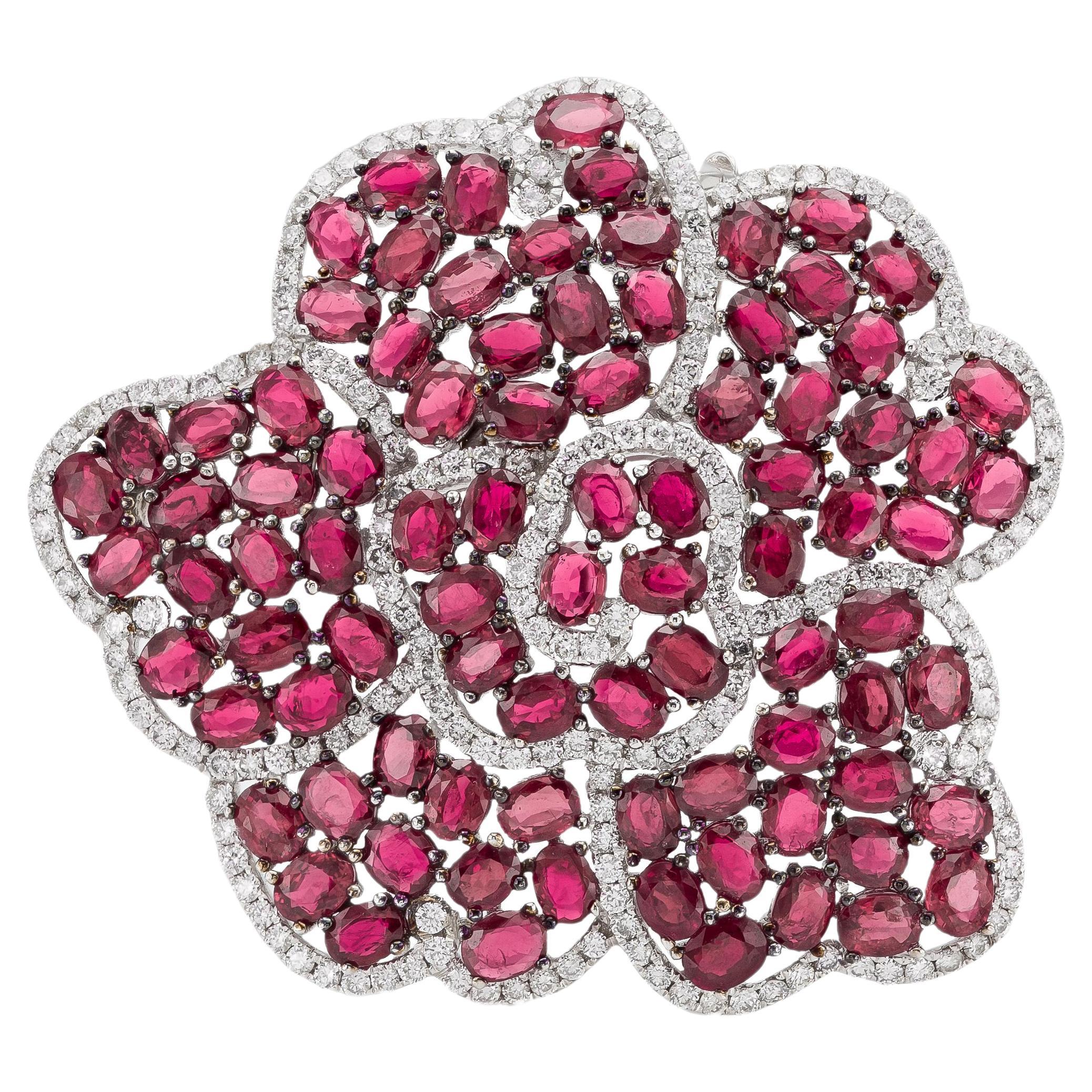 21.26 Carat Ruby and Diamonds Flower Brooch Pendant For Sale