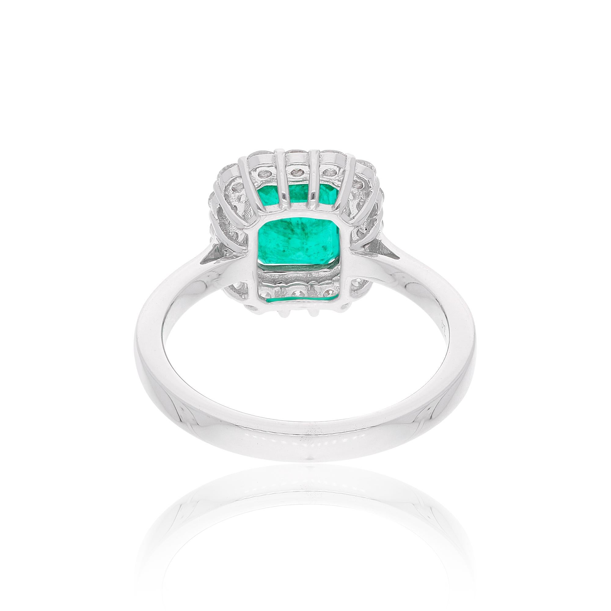 in vendita:  Anello di fidanzamento con diamante Zambian Emerald Halo SI/H 2.12TCW in oro bianco massiccio 18k 6