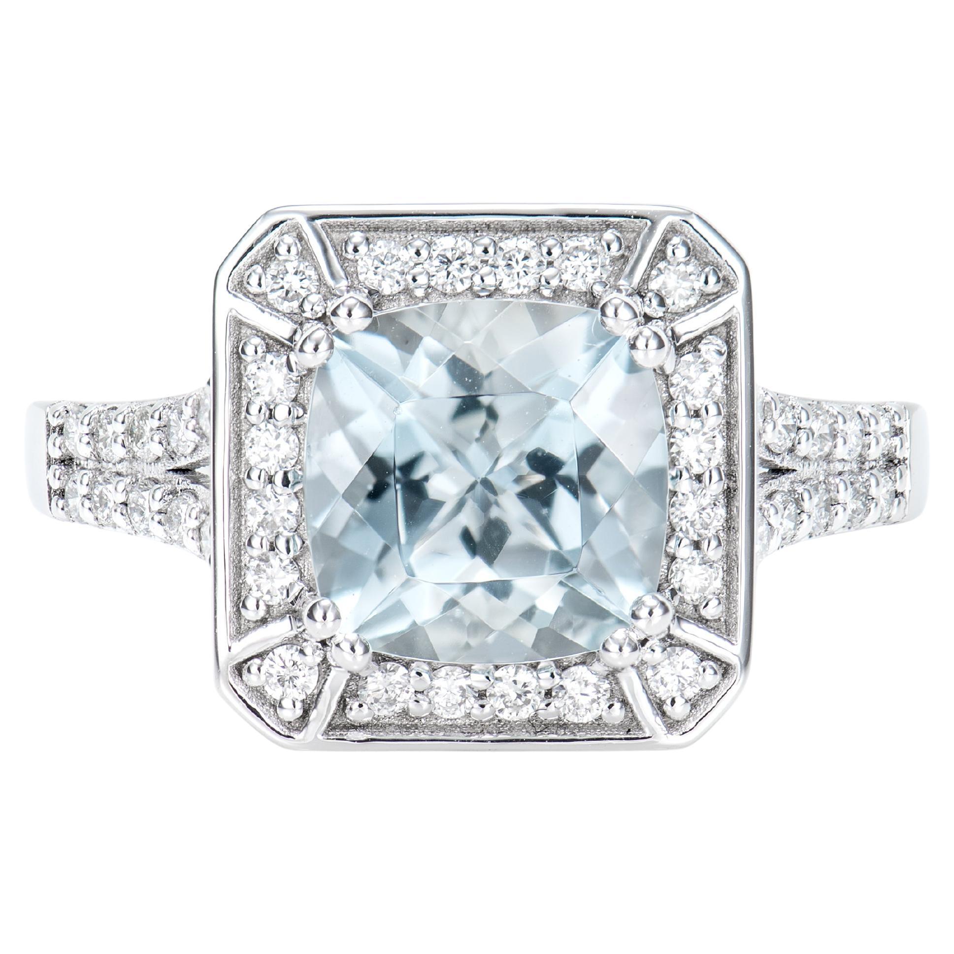 Sunita Nahata Aguamarina 2.13ct. Elegante Anillo en 18KWG con  Diamante