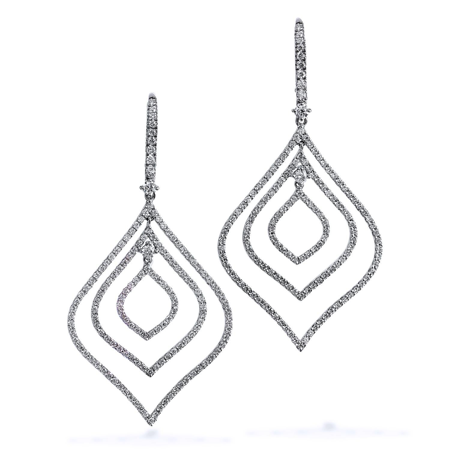 2.13 Carat Diamond Pave White Gold Drop Earrings In New Condition In Miami, FL