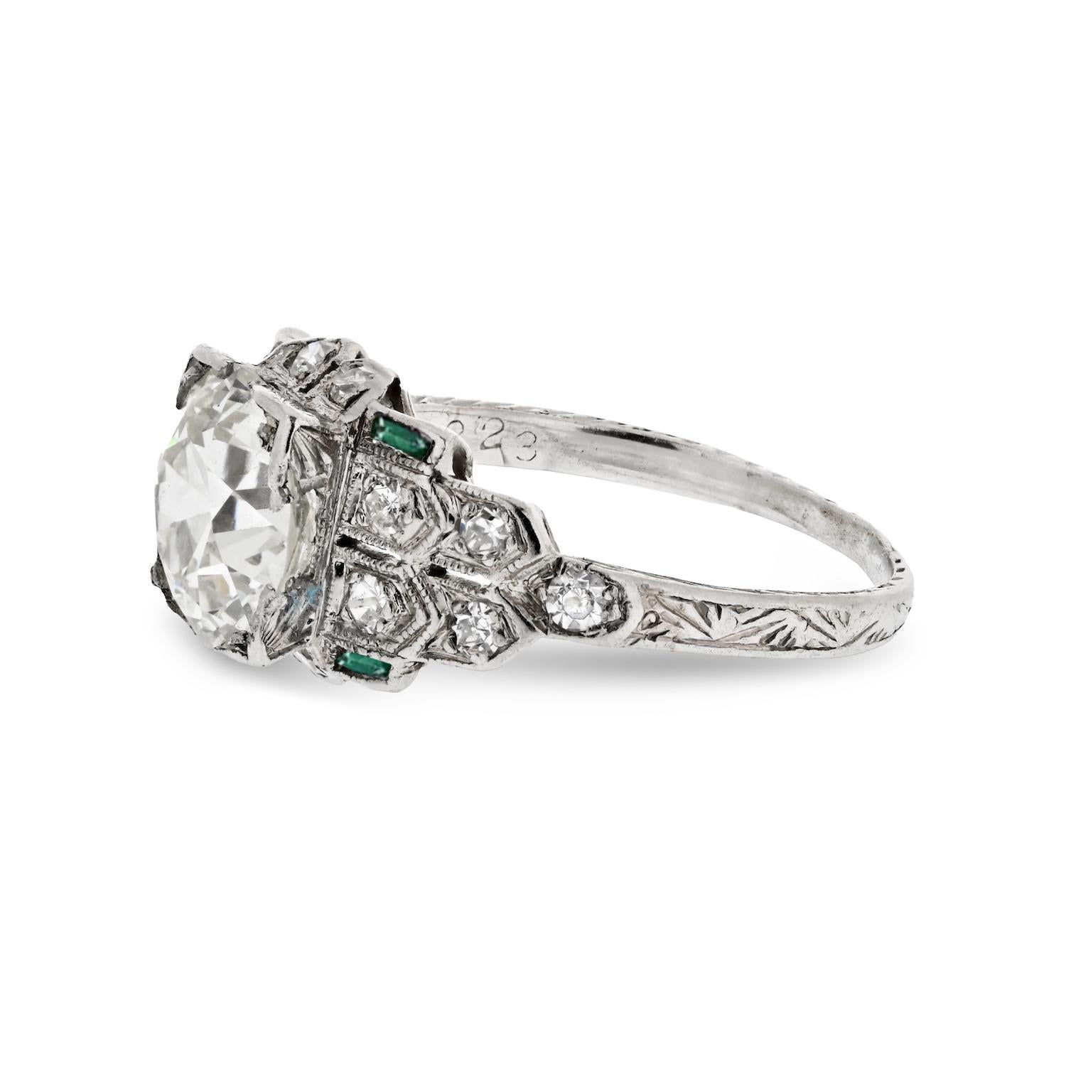Art Deco 2.13 carat Old European Cut Diamond M/VS1 GIA Vintage Engagement Ring For Sale