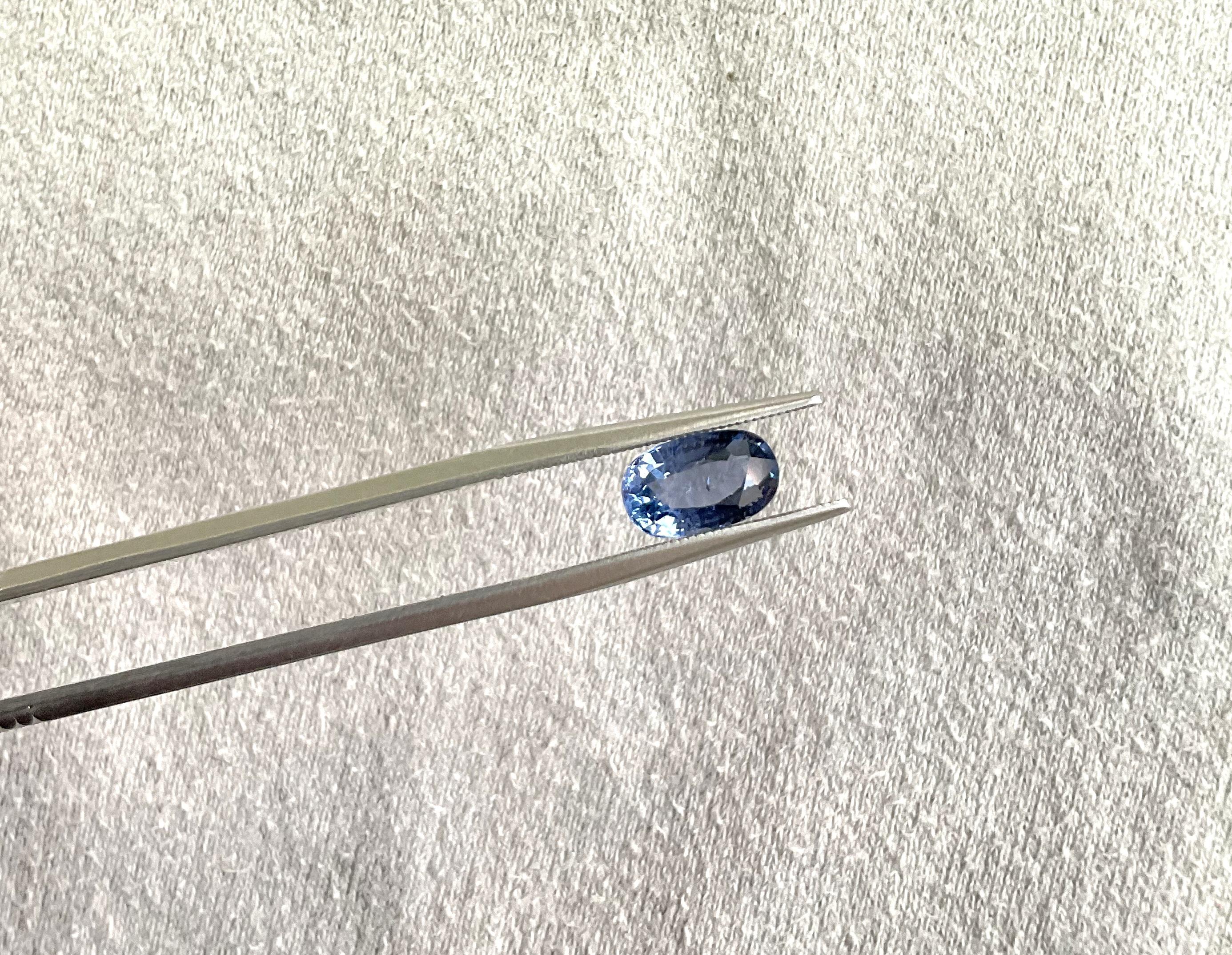 2.13 Carats Blue Spinel Oval Faceted Natural Gemstone for Fine Jewelry Tanzania For Sale 2