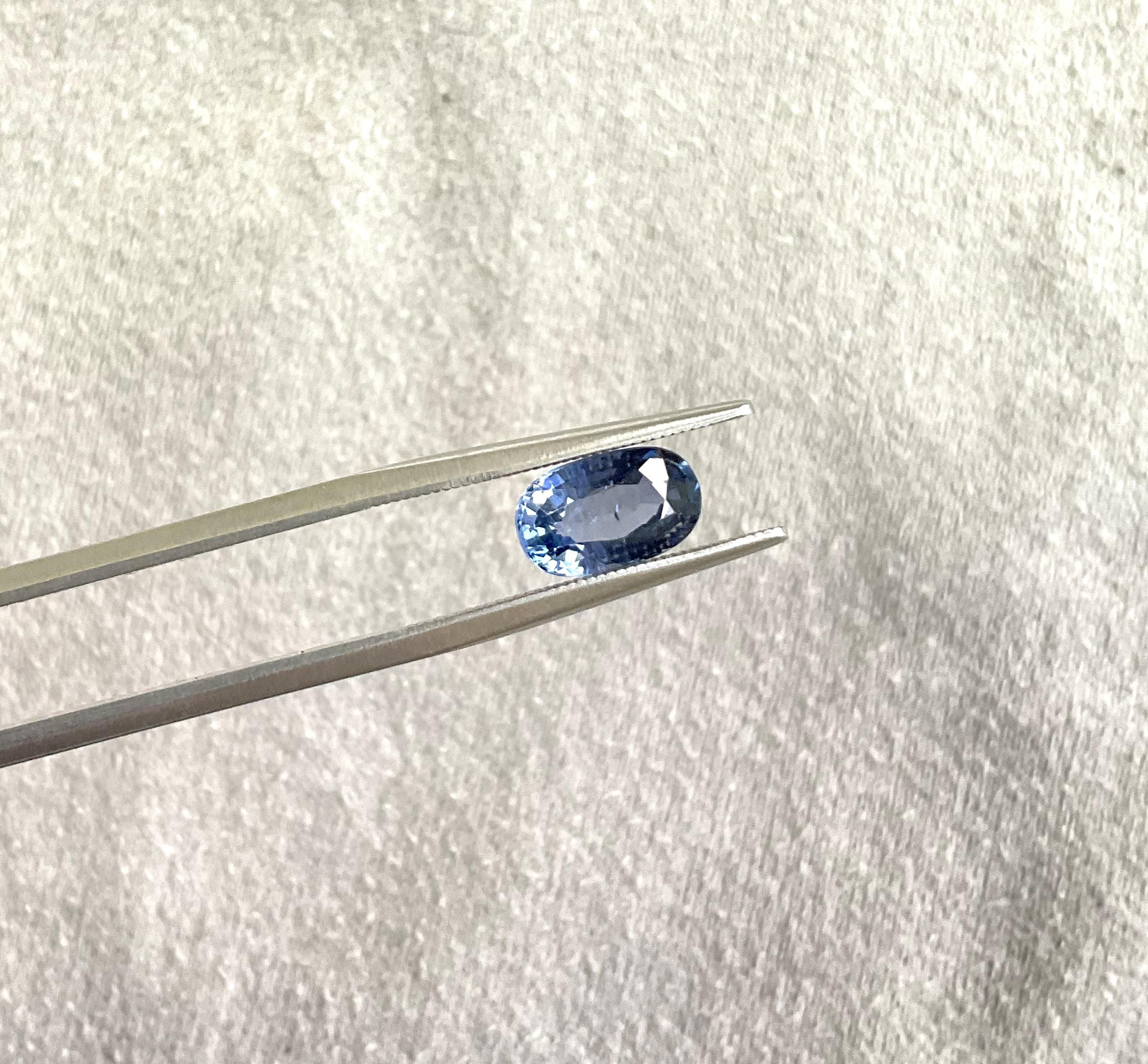 2.13 Carats Blue Spinel Oval Faceted Natural Gemstone for Fine Jewelry Tanzania  For Sale 3