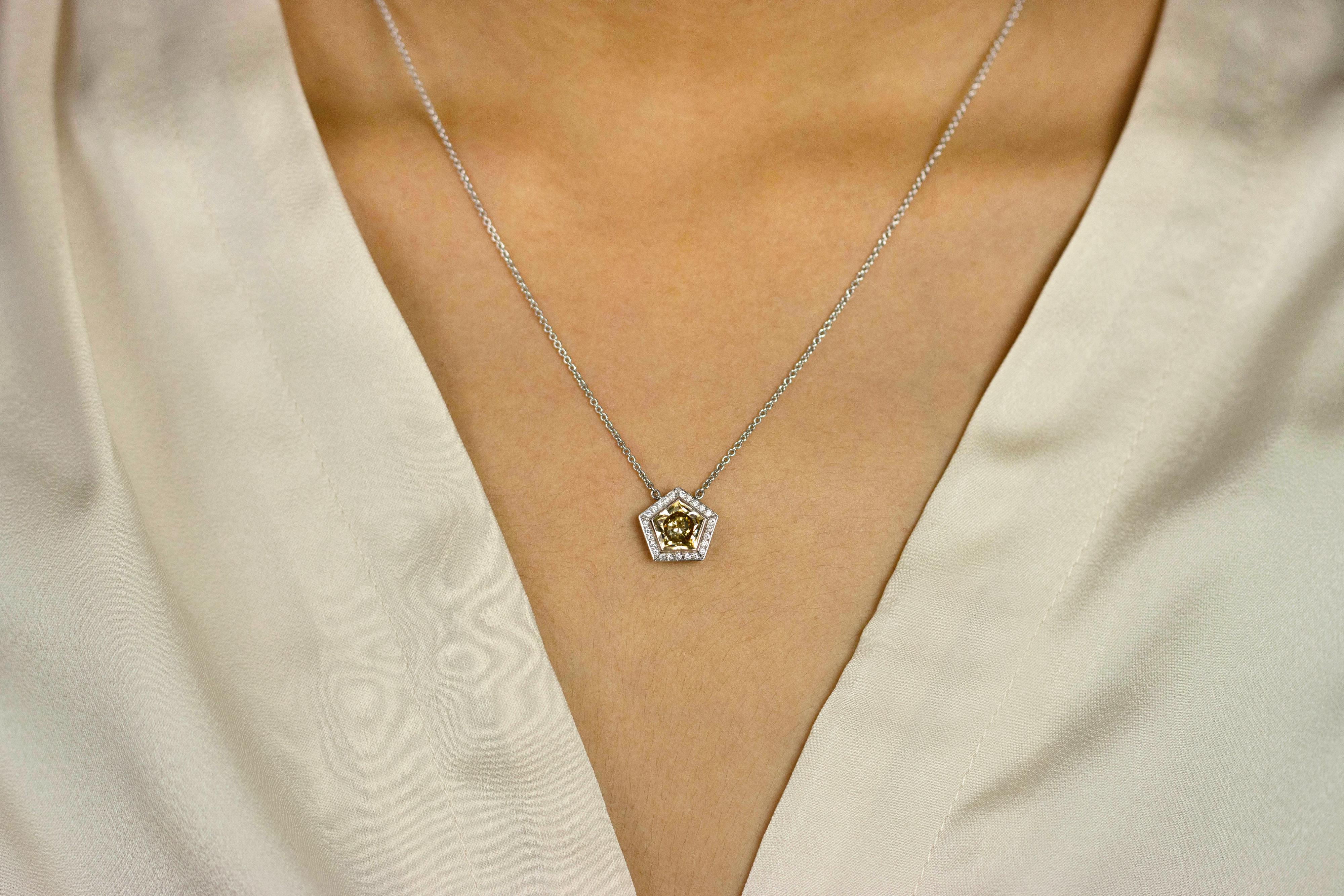 Contemporary 2.13 Carats Pentagon Yellow Diamond and Round Diamond Halo Pendant Necklace For Sale