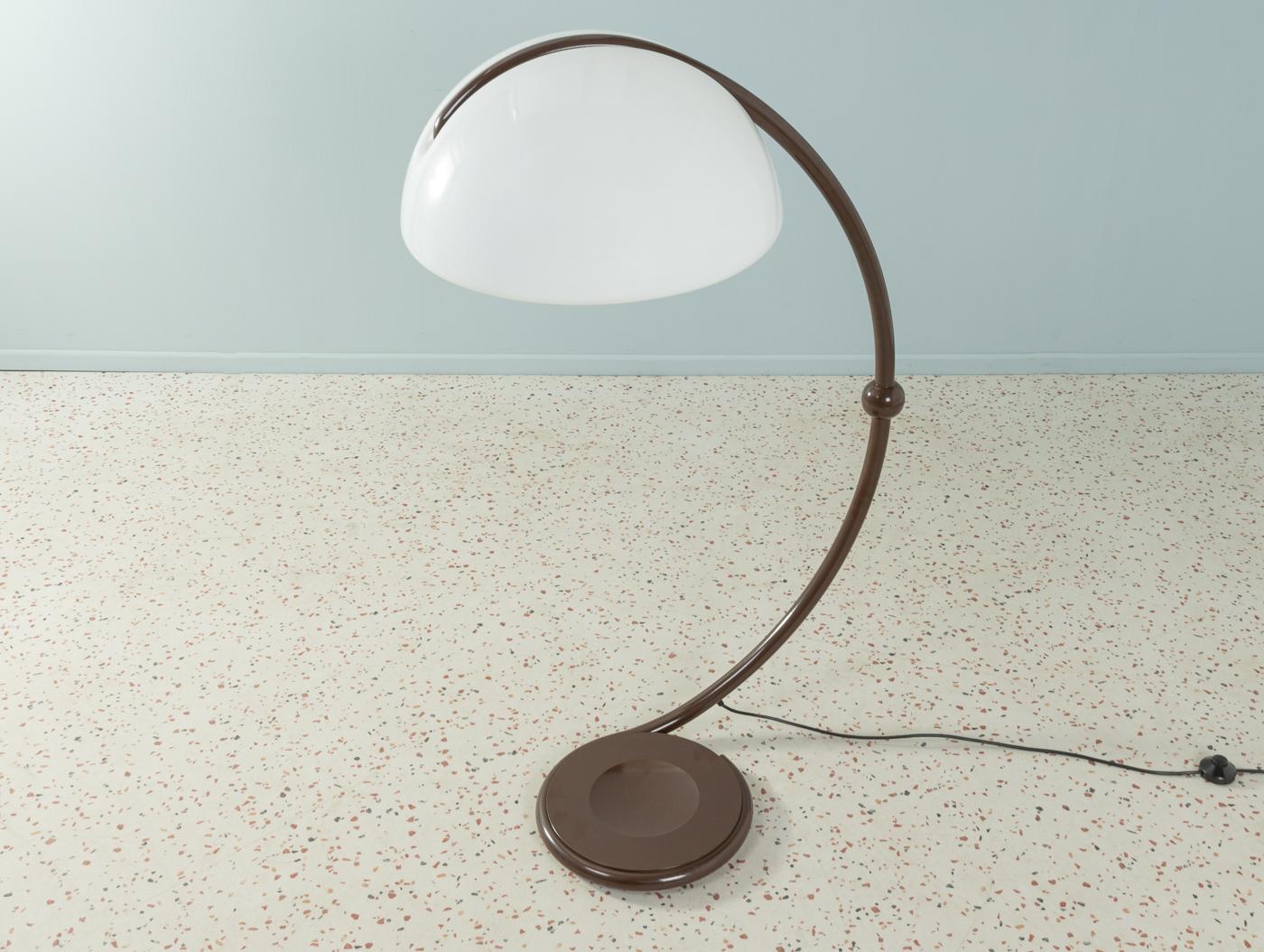 2131 Serpente Floor Lamp by Elio Martinelli 1960s Italian For Sale 2