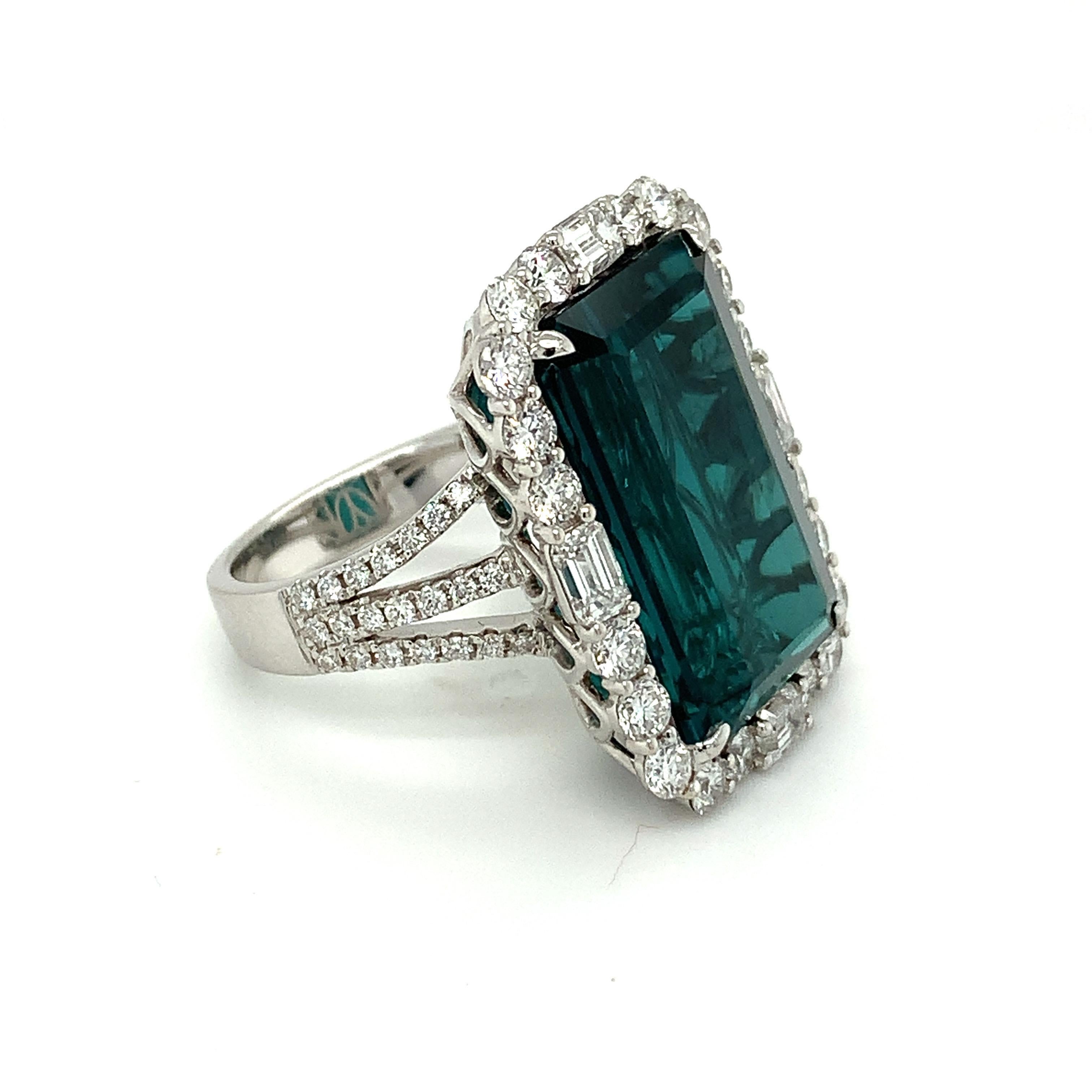21.33 Carat Indicolite Tourmaline Diamond White Gold Cocktail Ring In New Condition For Sale In Trumbull, CT
