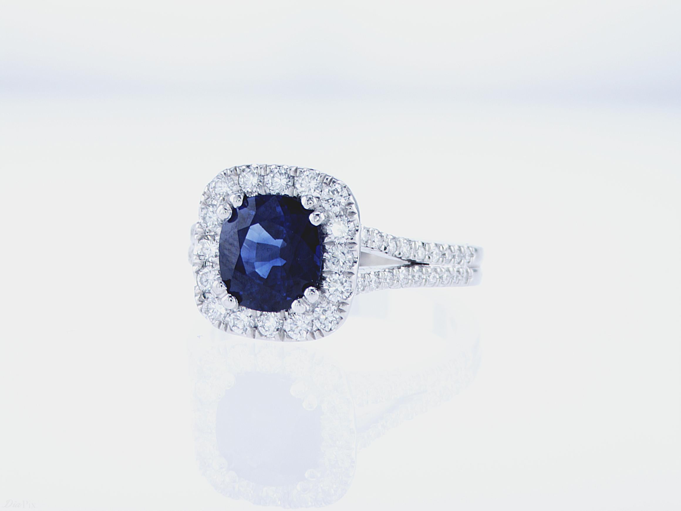 Cushion Cut 2.13ct Sapphire Cocktail Ring in Platinum For Sale
