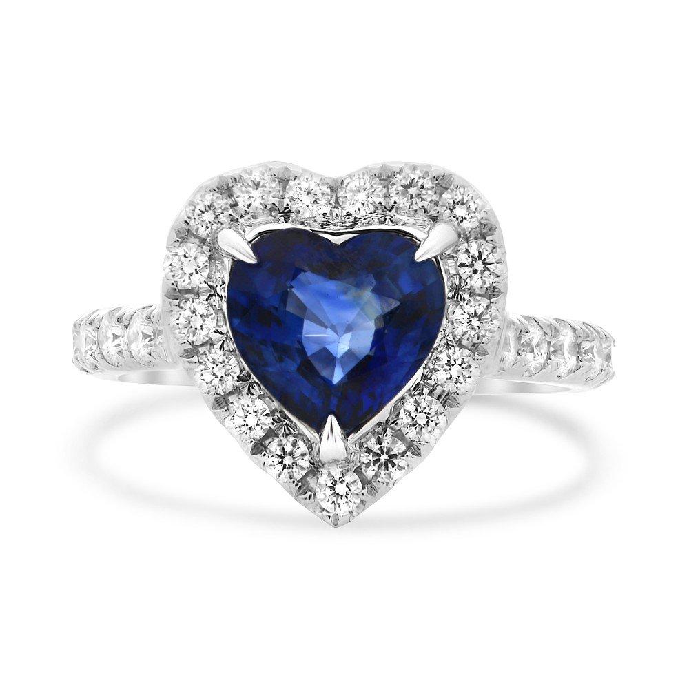 Women's or Men's 2.14 Carat G.I.A Certified Heart-Shaped Sapphire and Diamond Halo Ring 18 Karat