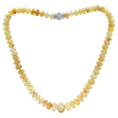 214 Karat Opal-Perlen & Pavé-Diamant-Verschluss Halskette