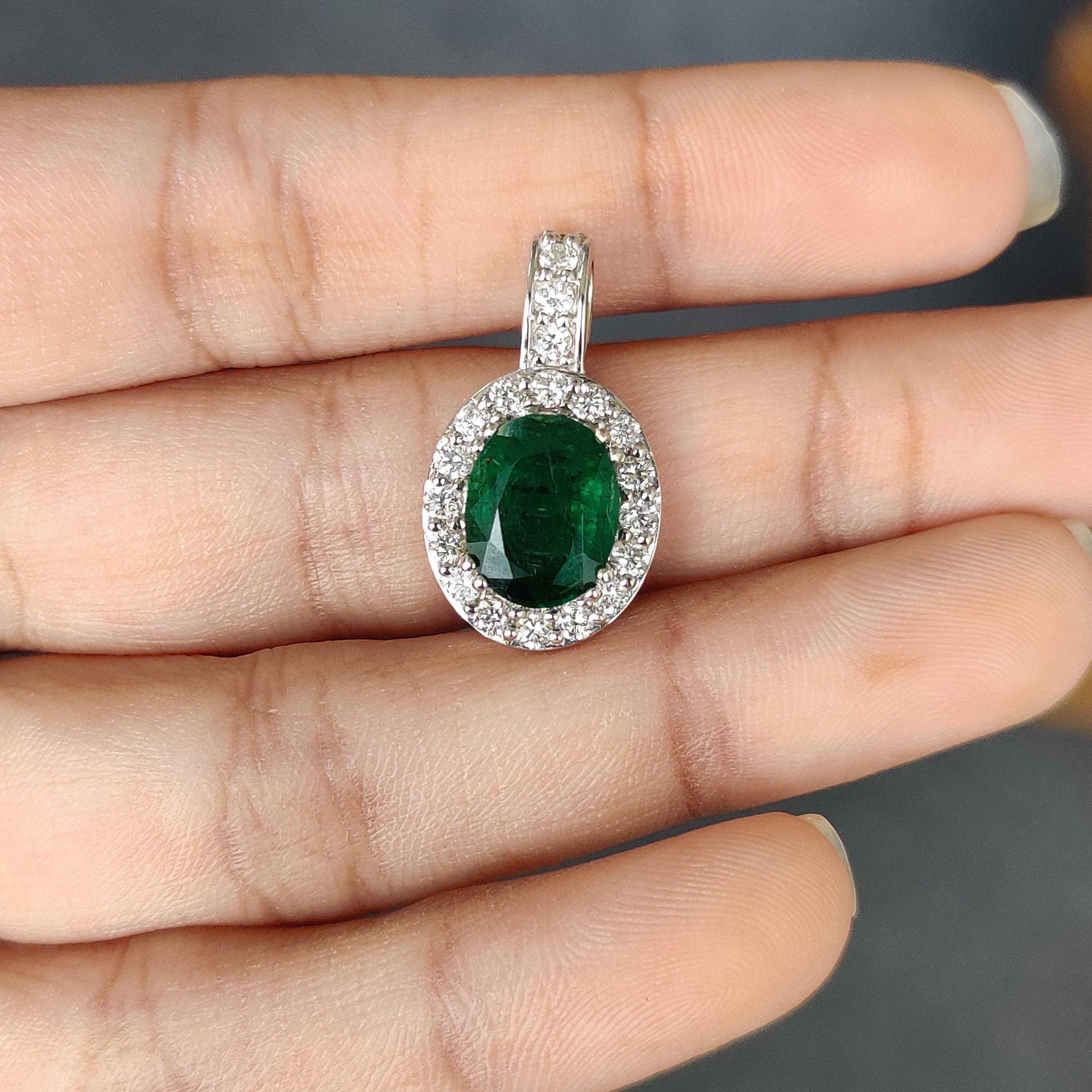 2.14 Ct Zambian Emerald Pendant with Halo Diamonds in 18K Gold 6