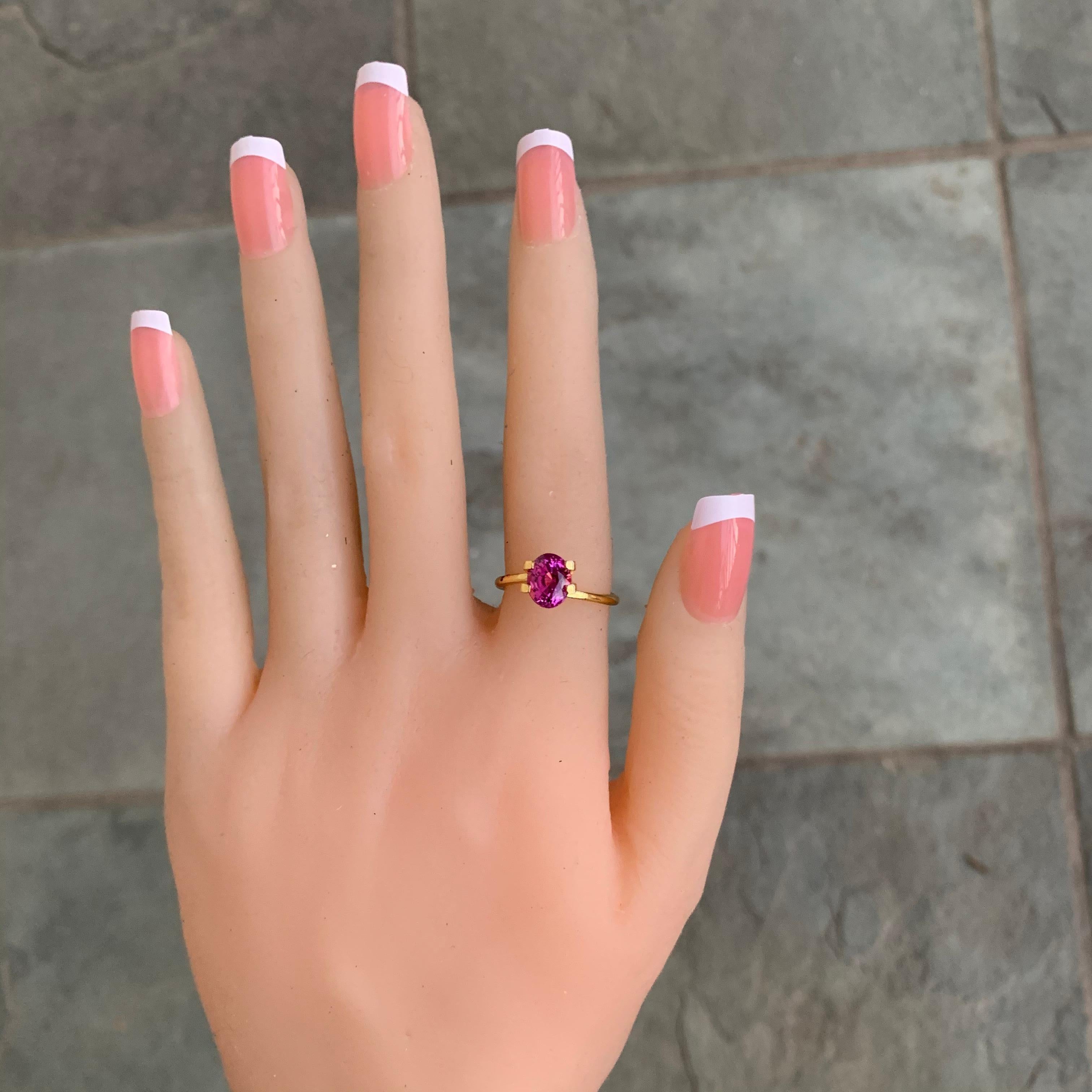 Oval Cut 2.14 Carat Oval Pink Sapphire Loose Gemstone For Sale