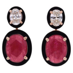 Pendientes de oro amarillo con rubí de 2,14 quilates, diamantes y esmalte