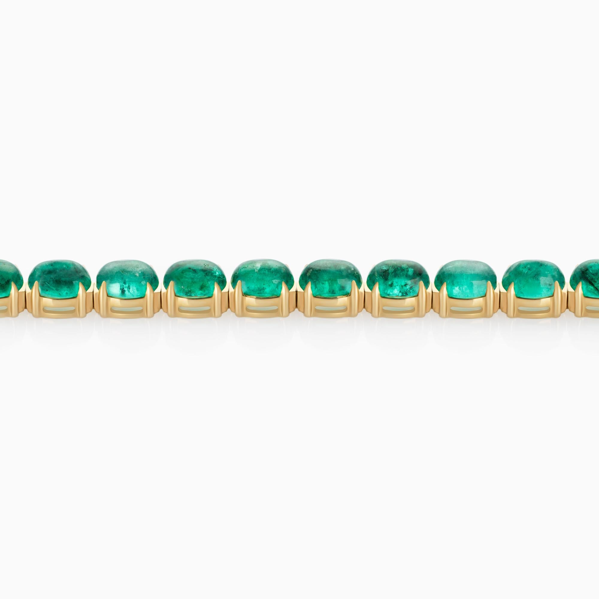 Taille cabochon Bracelet de tennis en or jaune 14K avec émeraude de 21,40 carats en vente