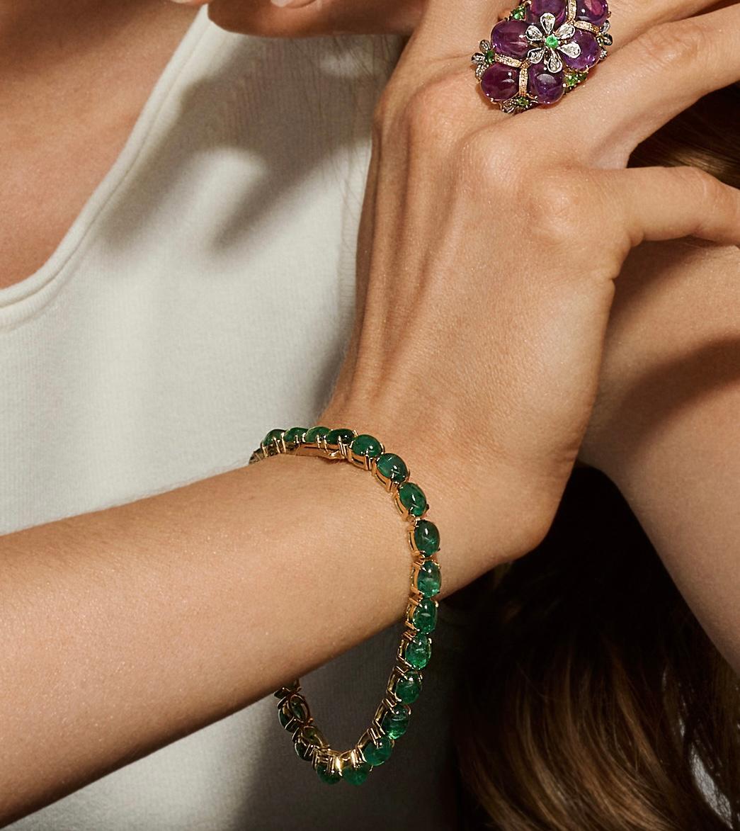 Bracelet de tennis en or jaune 14K avec émeraude de 21,40 carats Pour femmes en vente