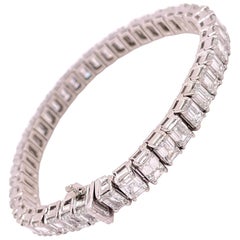 tennis bracelet mountings 21.40 Carats Emerald Cuts Tennis Bracelet Platinum Mounting
