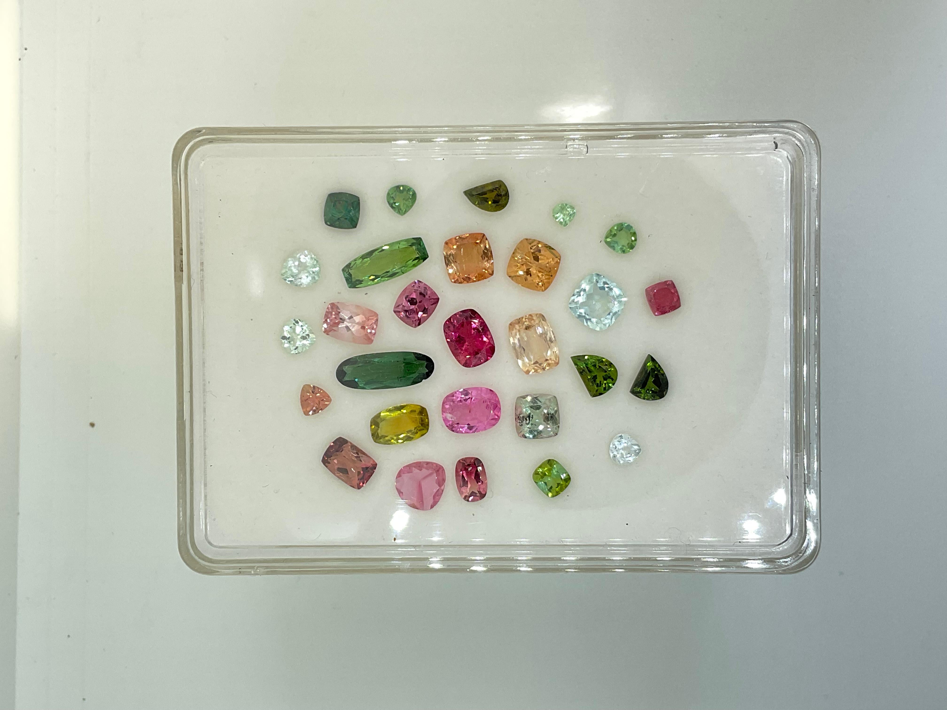 Art Deco 21.45 Carats Multi Tourmaline Mixed Cut Stone Natural Gem For Top Fine Jewelry For Sale