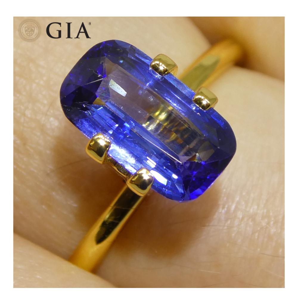 2.14ct Cushion Blue Sapphire GIA Certified Sri Lanka In New Condition For Sale In Toronto, Ontario