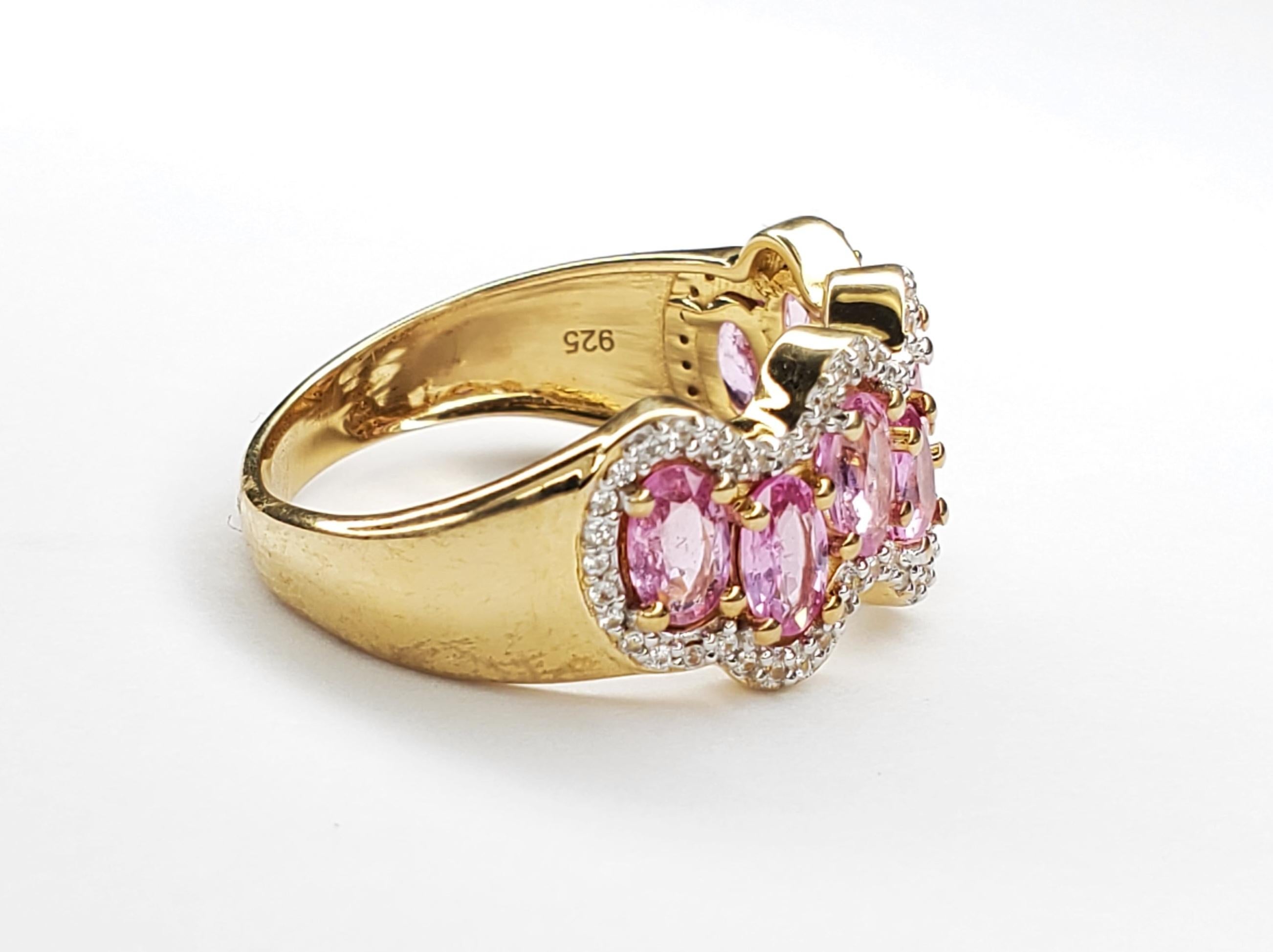 2.14cttw Pink Sapphire and White Zircon Sterling Silver Ring - Size 7

8   Pink Sapphire Oval - 1.76cttw
76 Natural White Zircon Round - 0.38cttw 

.925 Sterling Silver w/ Rhodium Finish 

US Ring Size : 7

MSRP: $702.00
