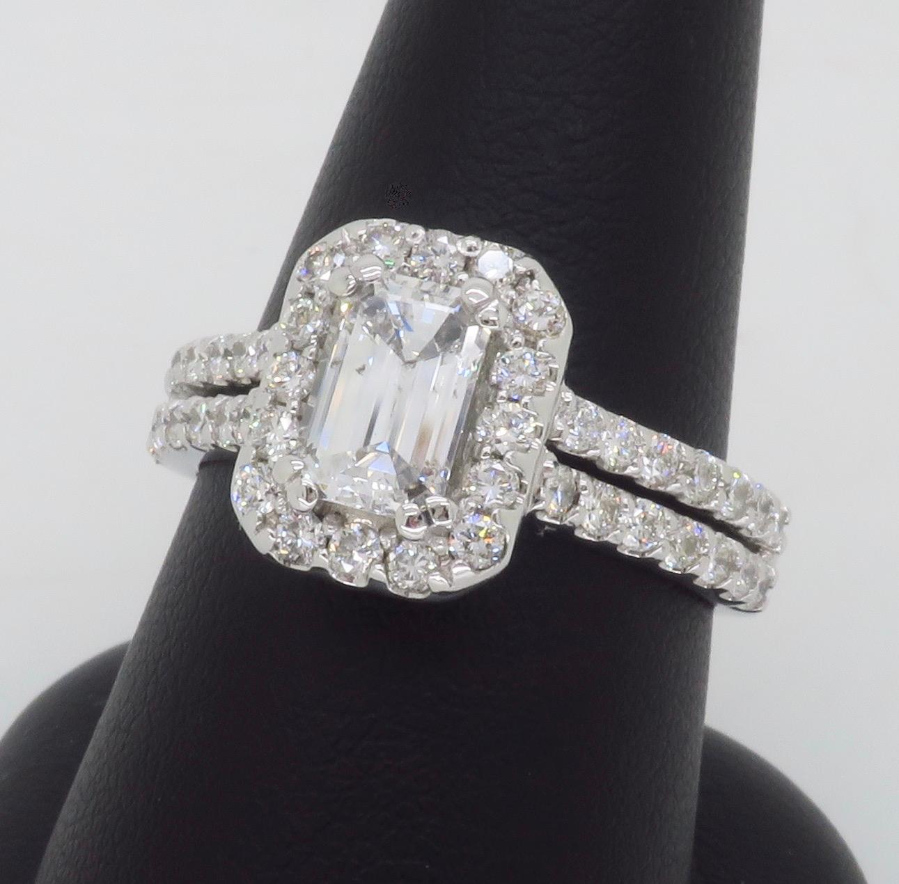 2.14CTW Certified Emerald Cut Diamond Engagement Ring  For Sale 3