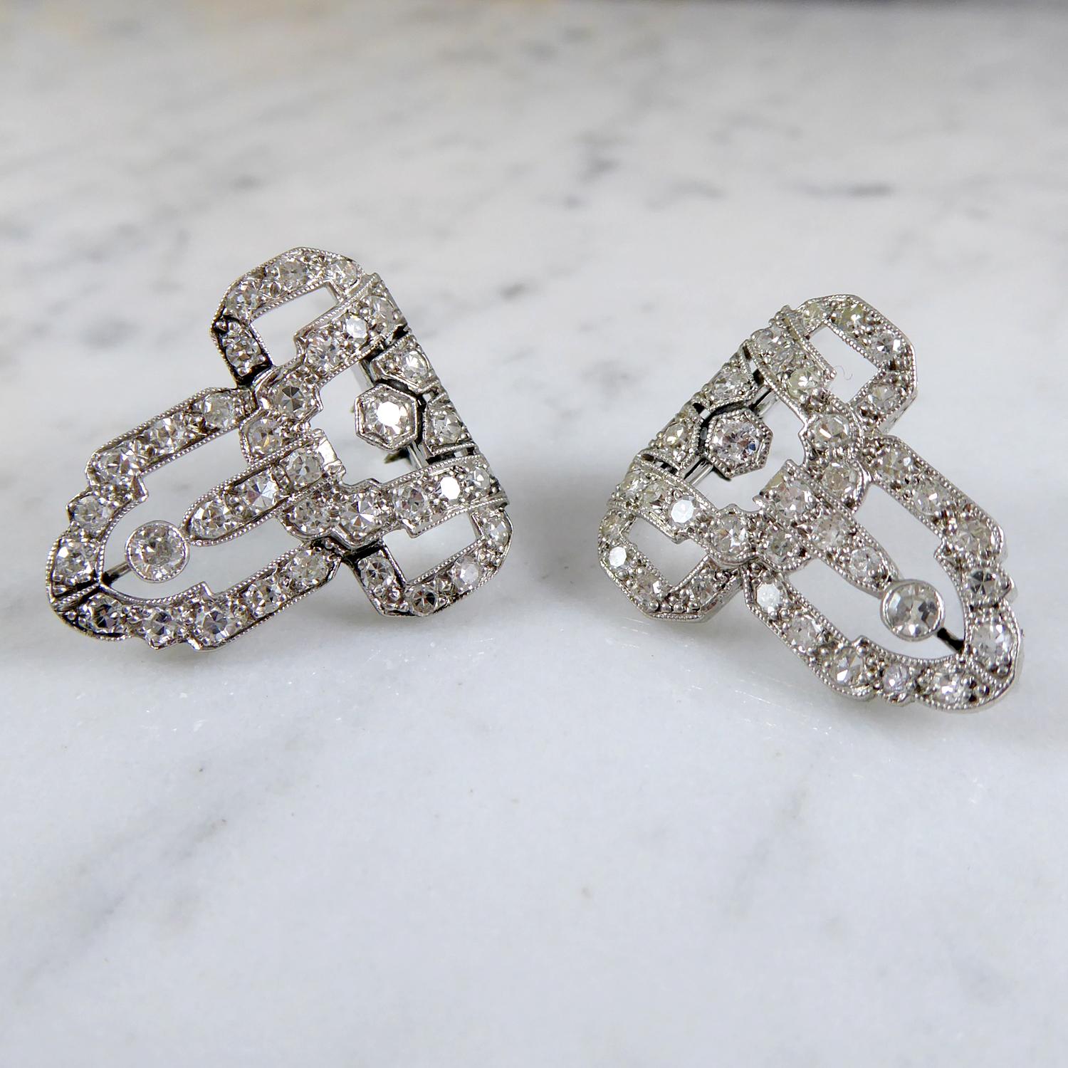 2.15 Carat Art Deco Diamond Double Clip Brooch Set in Platinum 3