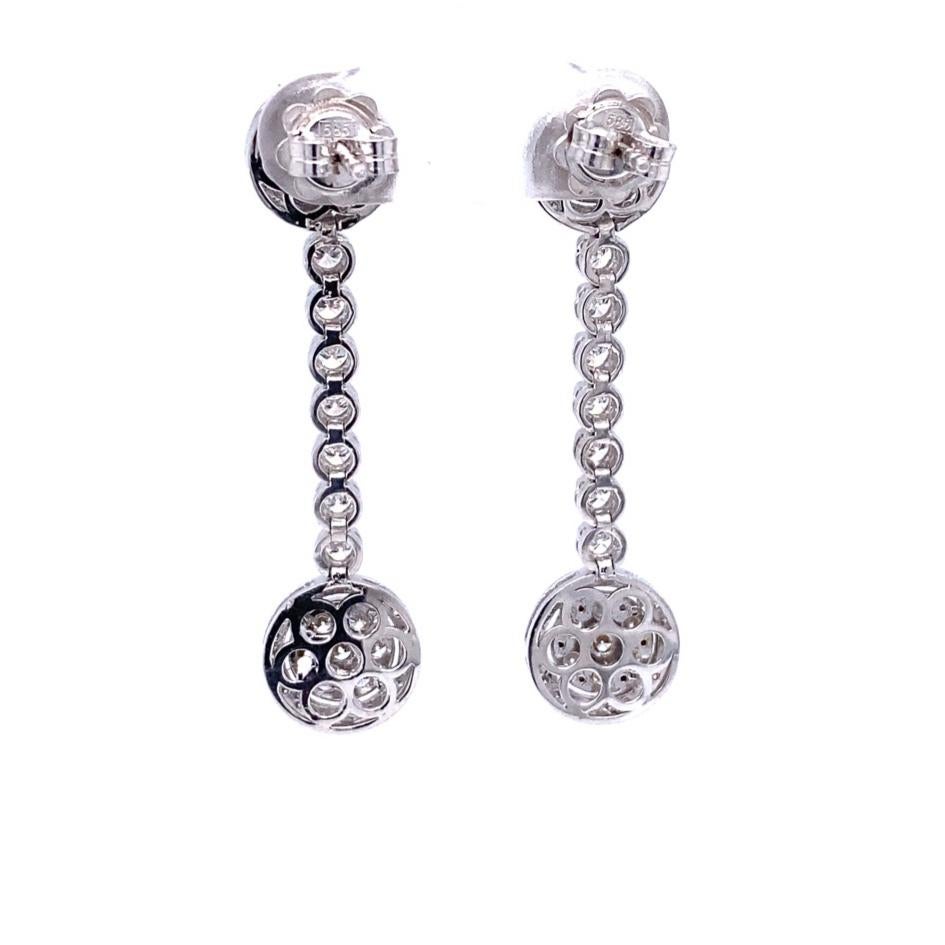 Boucles d'oreilles pendantes en or blanc 14 carats avec diamants de 2,15 carats Neuf - En vente à Los Angeles, CA