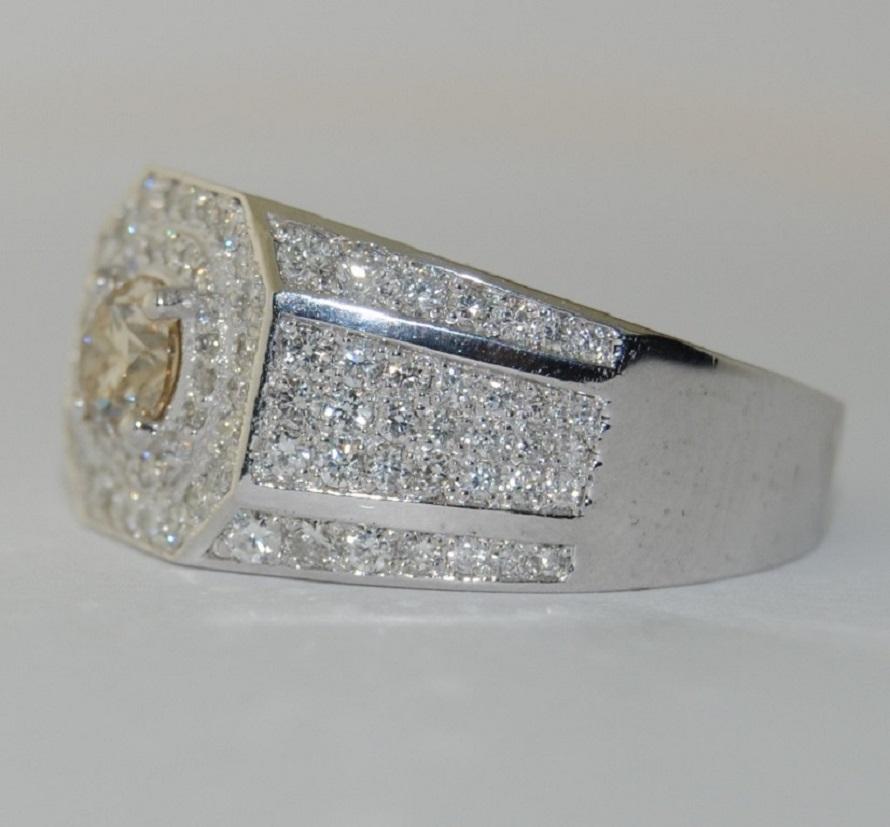 Contemporary 2.15 Carat Diamond Men's Ring, 14 Karat White Gold For Sale