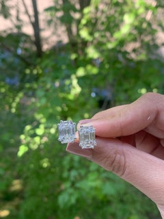 2.15 carat Emerald Cut Natural Diamond Illusion Ring in 14k Gold